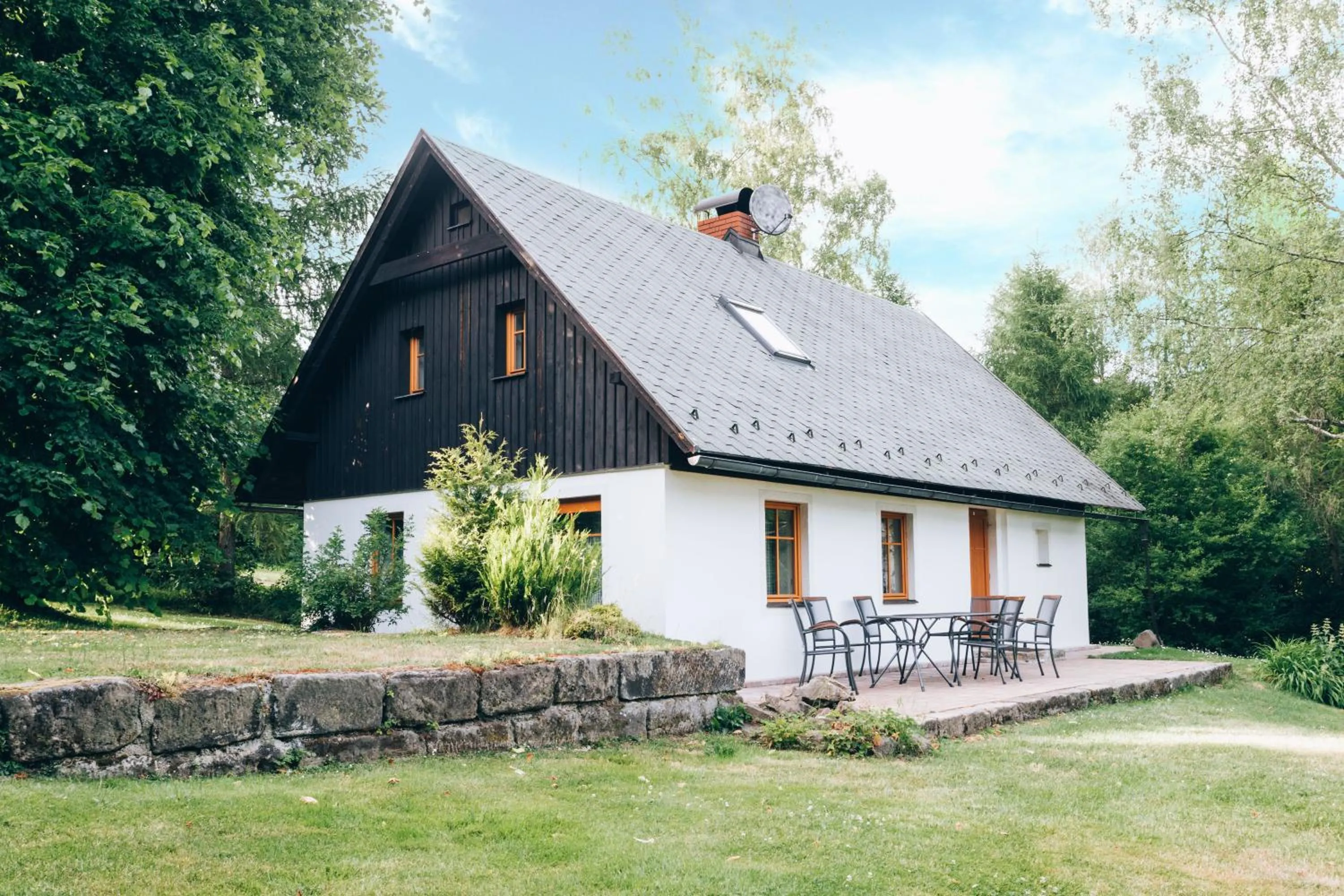 Property building in Resort Malevil