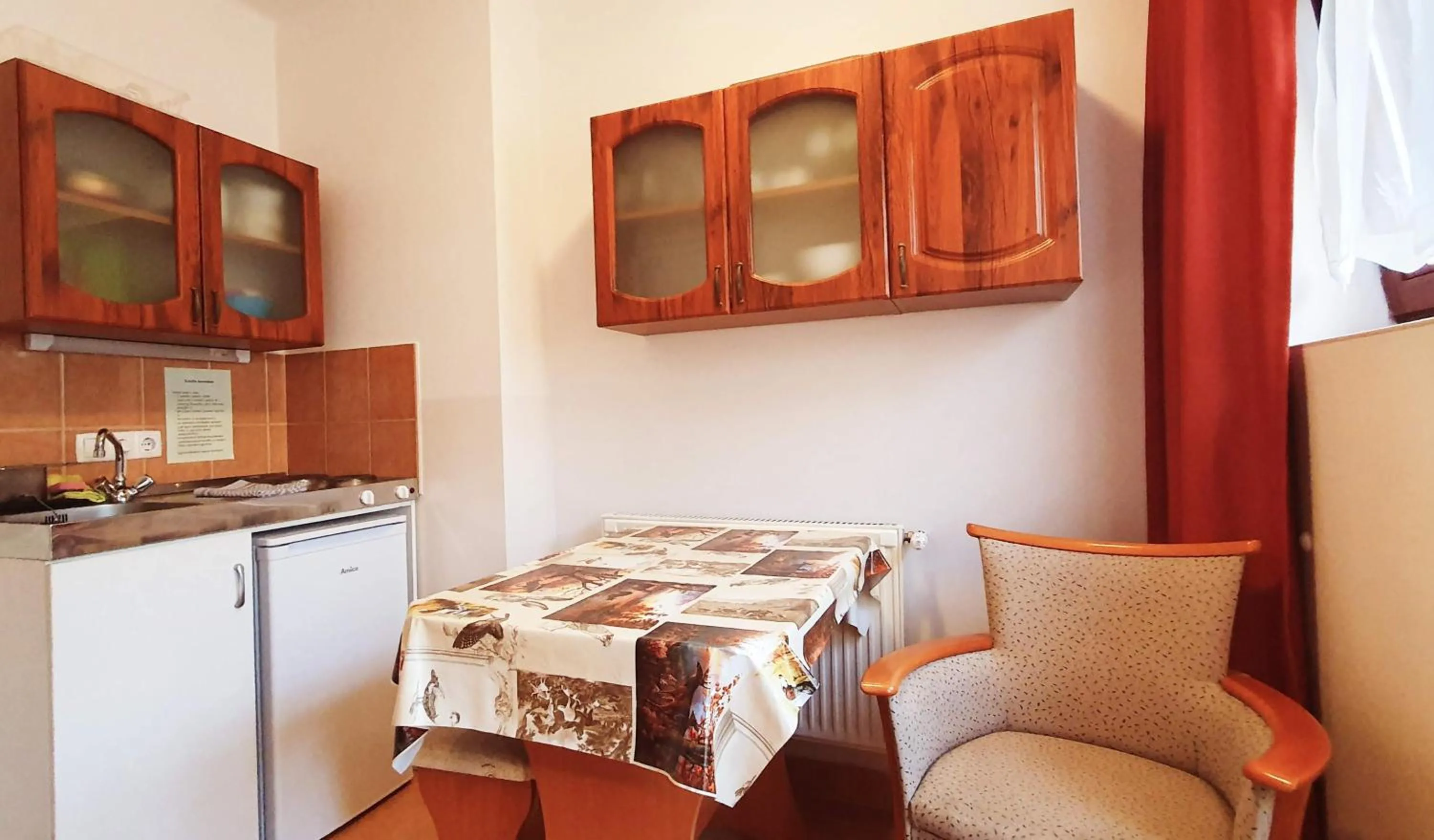 Coffee/tea facilities in Apart Júlia Villa