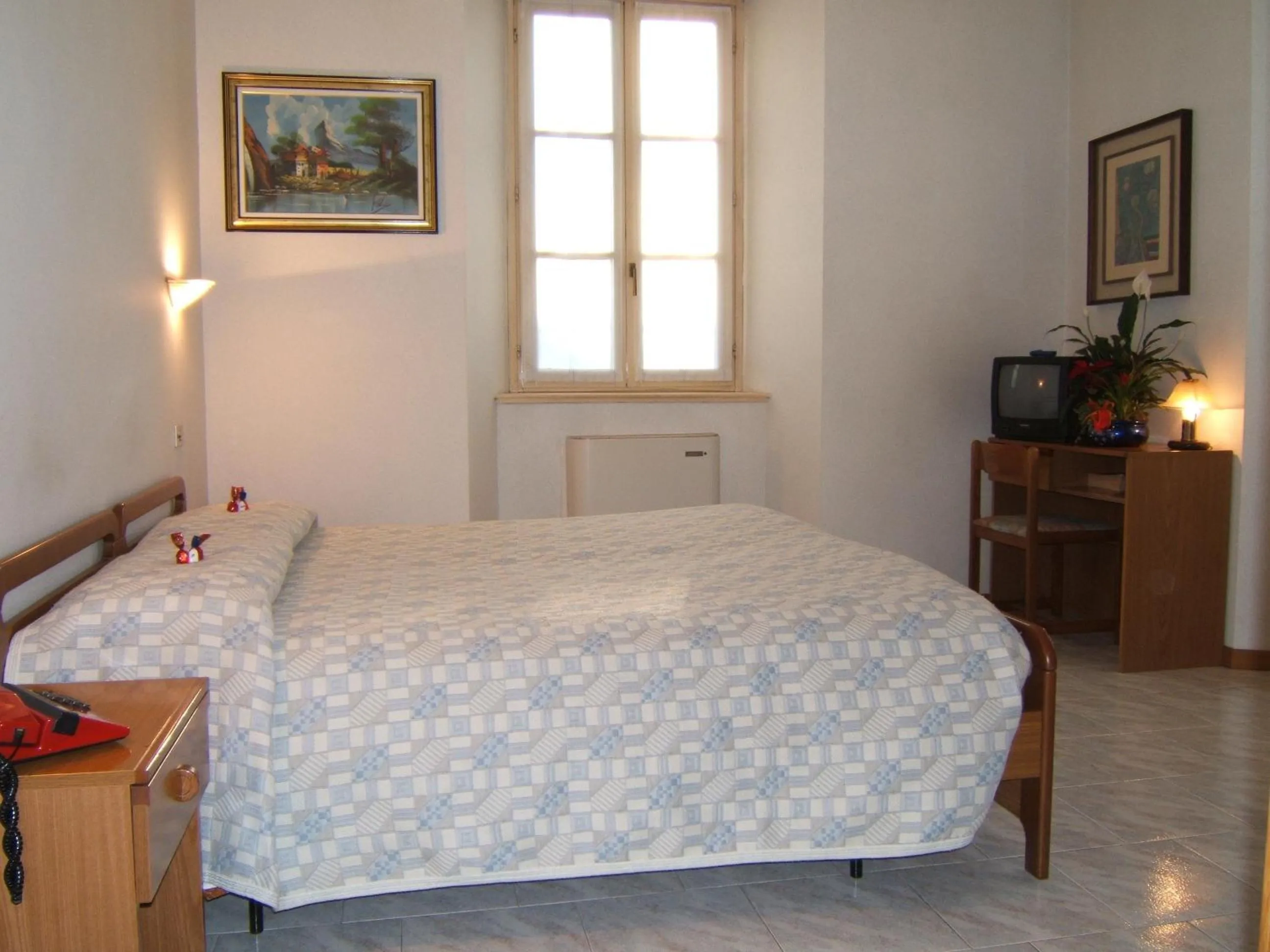 Bed in Albergo Ristorante Grigna