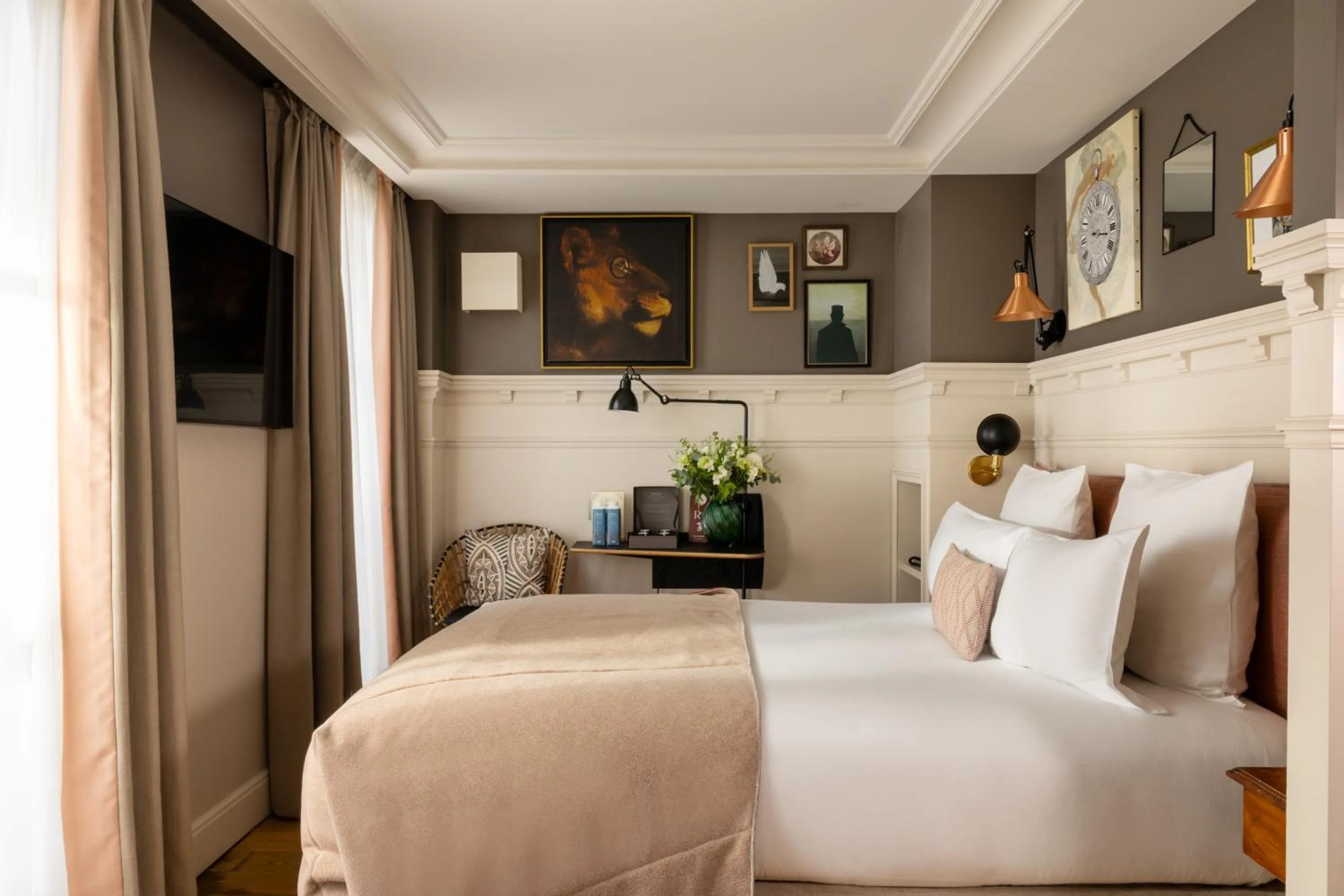 Bedroom, Bed in Royal Madeleine Hotel & Spa