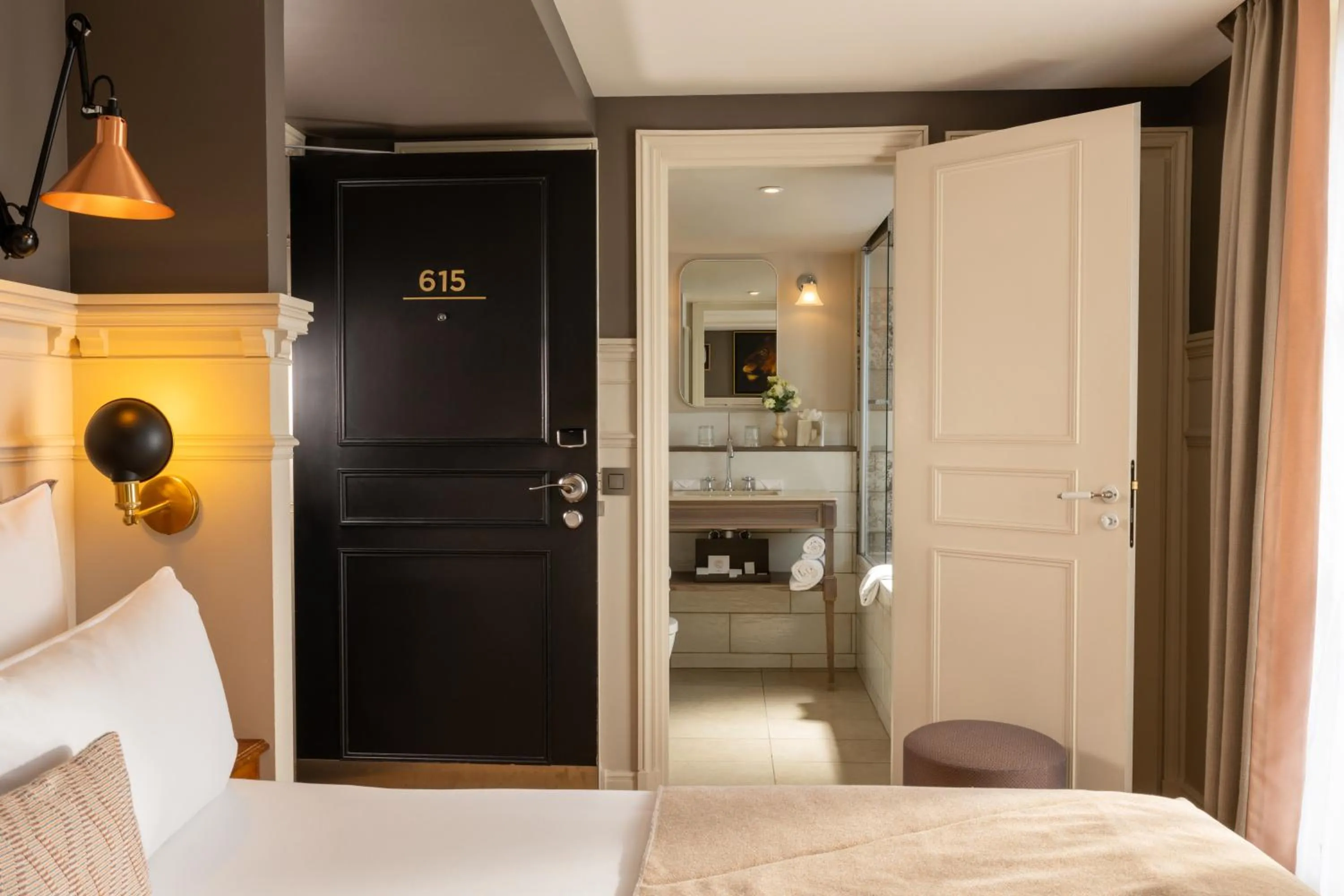 Bedroom, Bed in Royal Madeleine Hotel & Spa