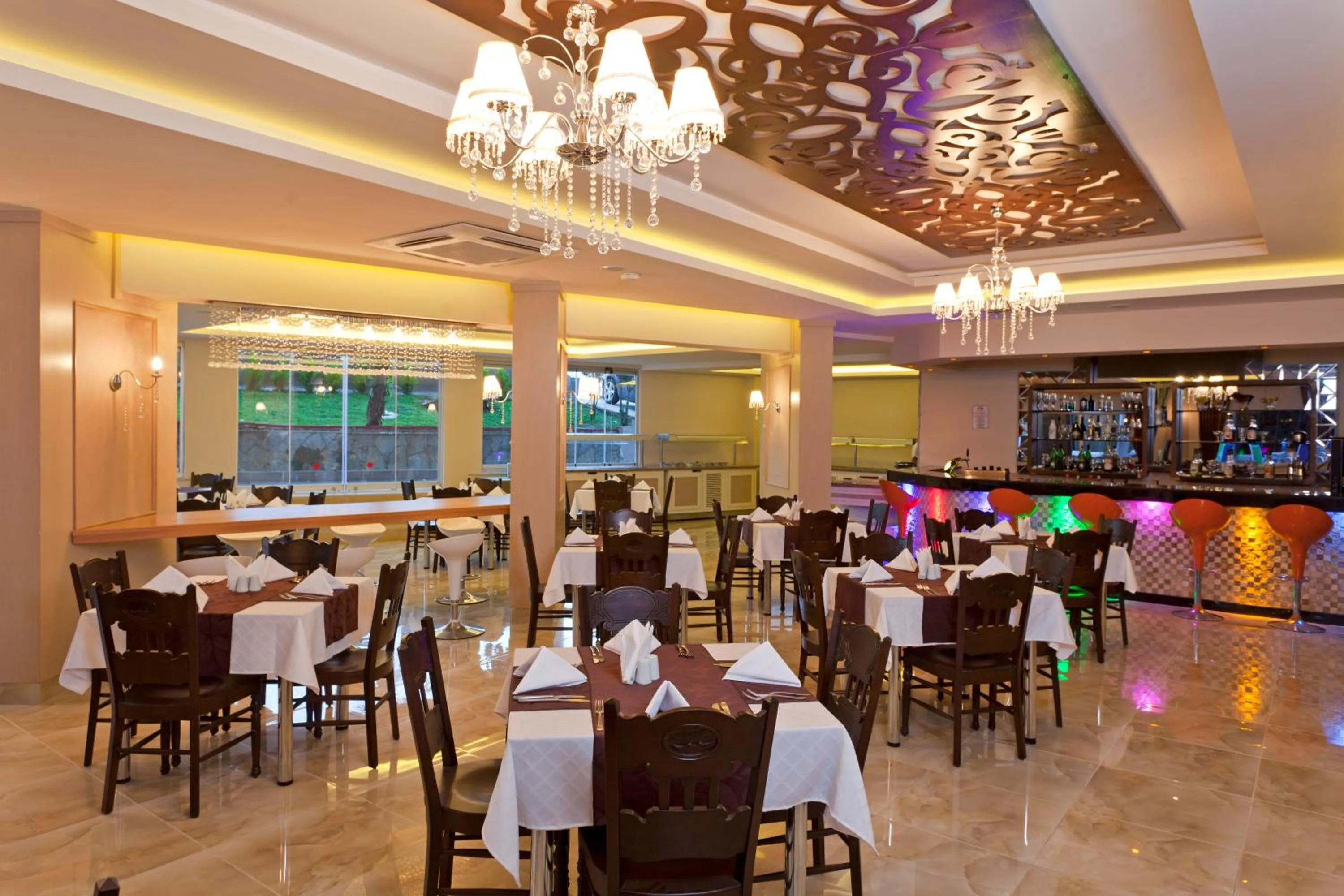Restaurant/places to eat in Monart City Hotel - All Inclusive Plus