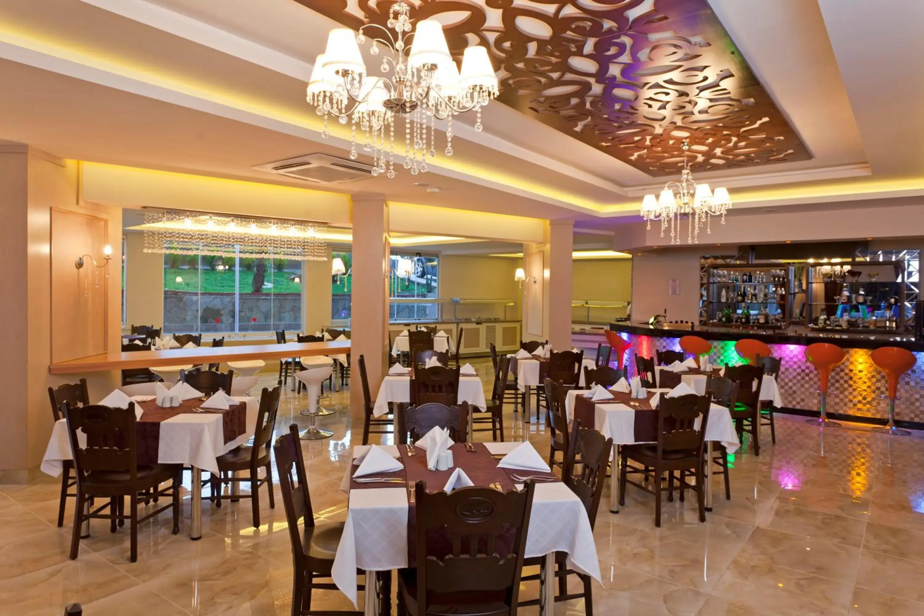 Restaurant/Places to Eat in Monart City Hotel - All Inclusive Plus