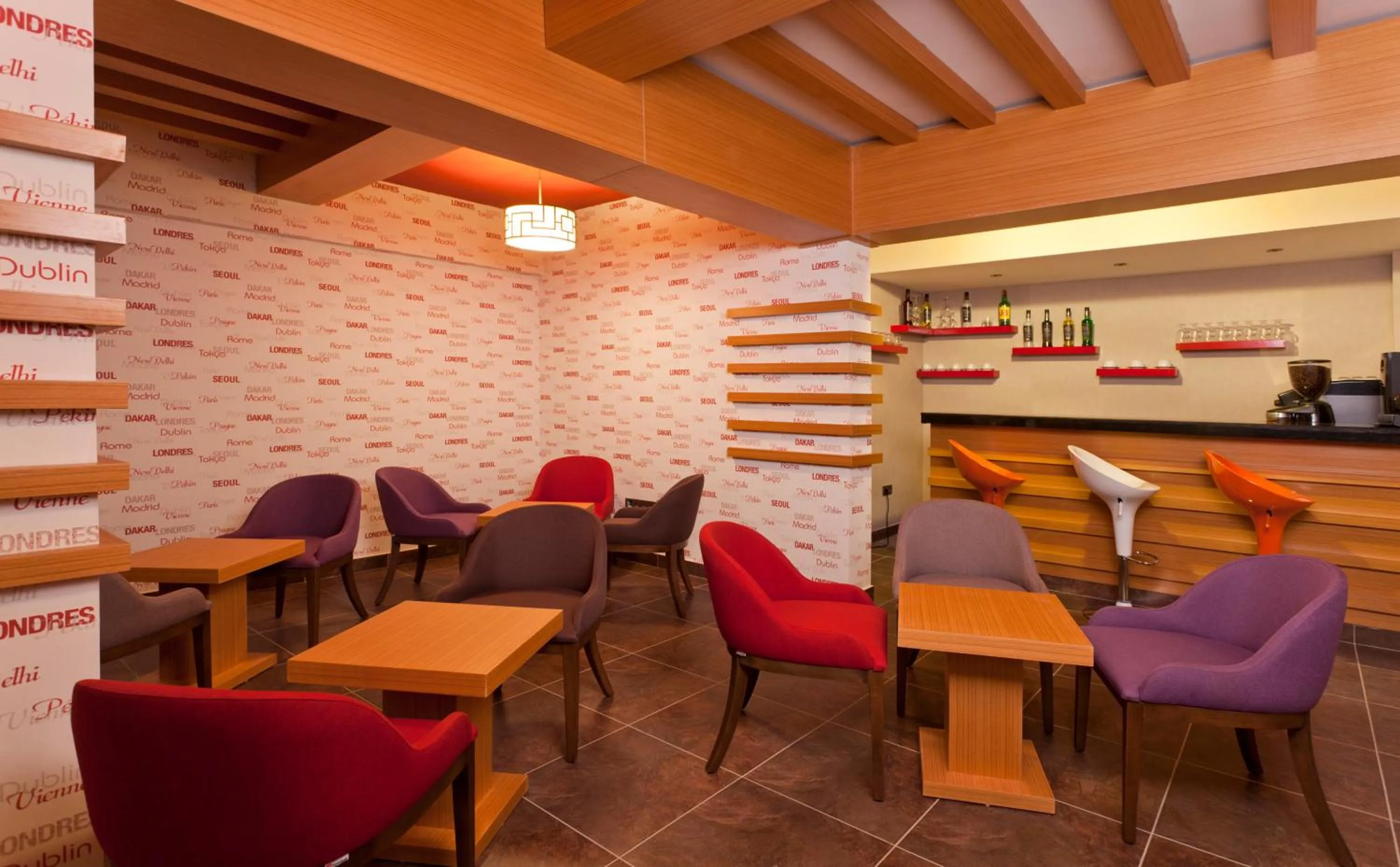 Lounge or bar in Monart City Hotel - All Inclusive Plus