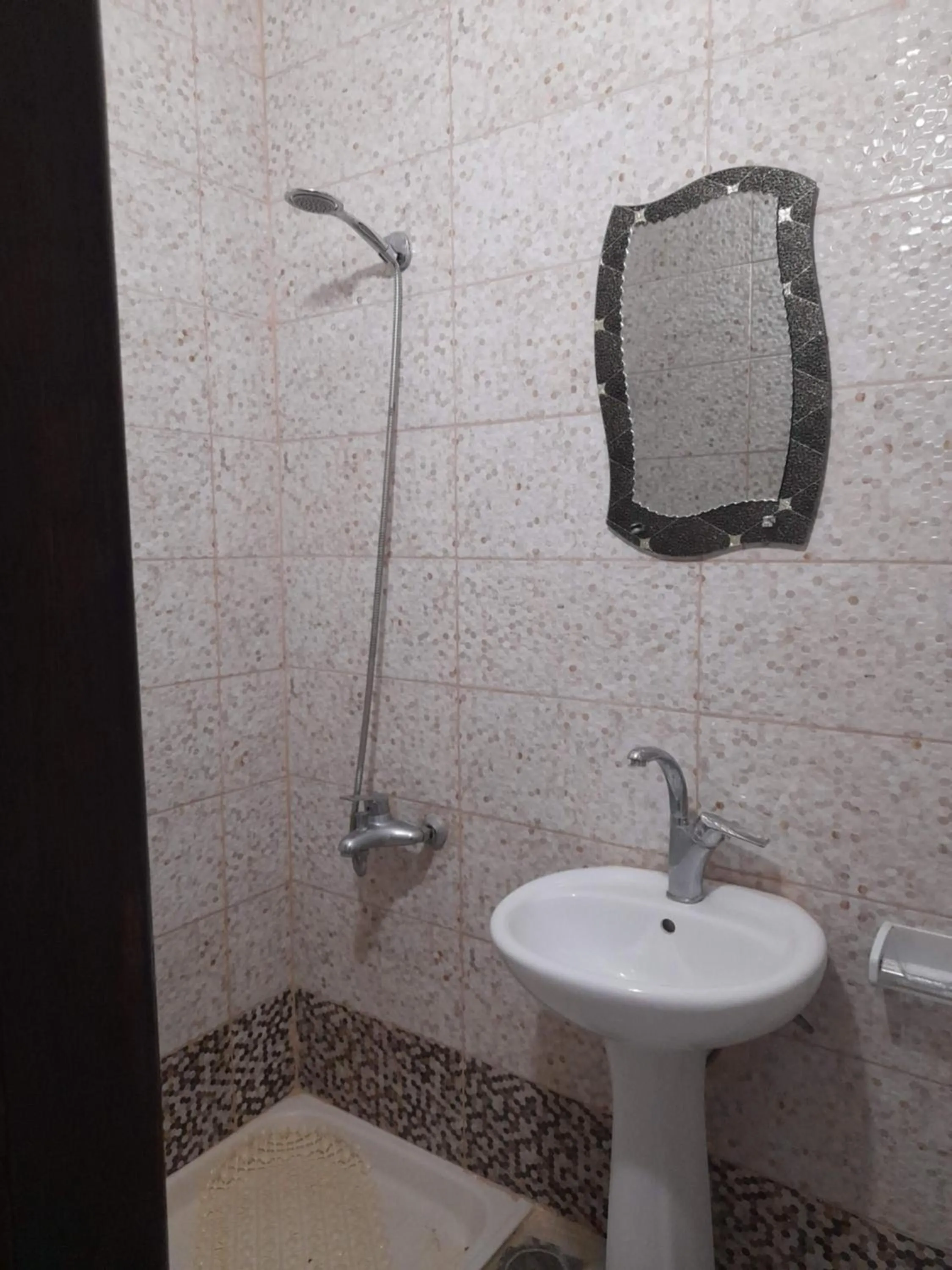 Shower in Magtas Hotel