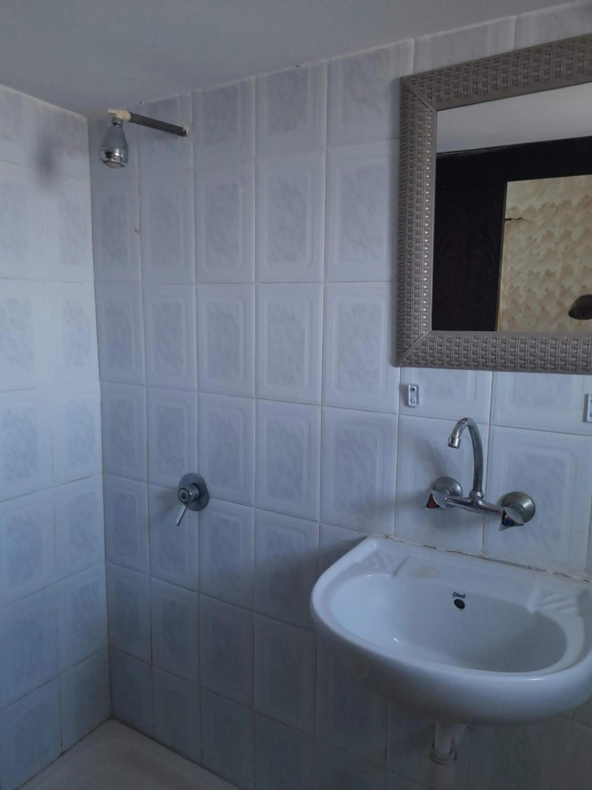 Shower in Magtas Hotel