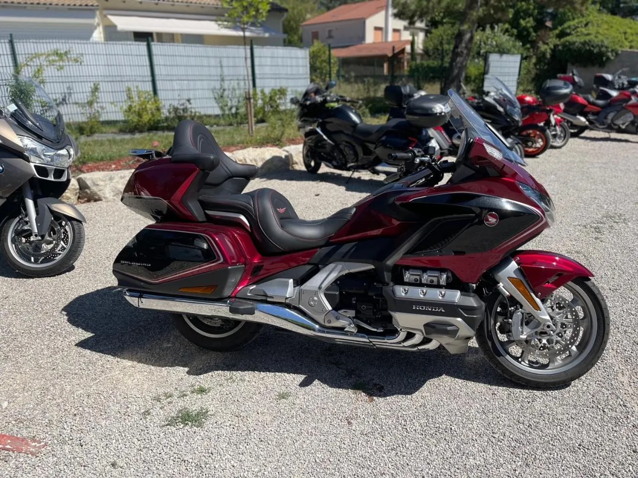 Parking in Logis Hotel & Restaurant Le Carnot