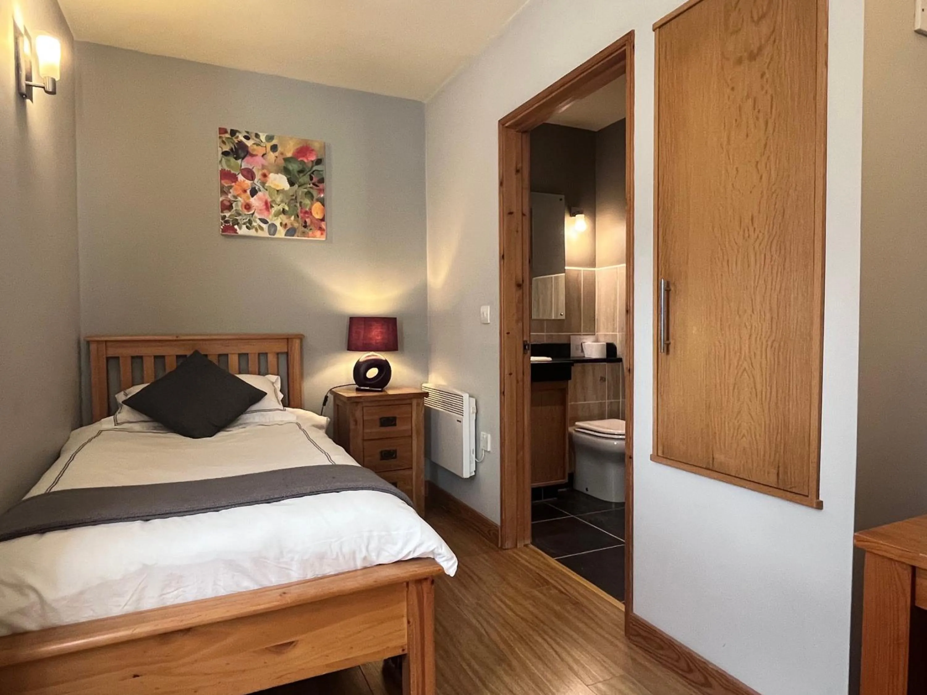 Single Room in Orchard Cottage