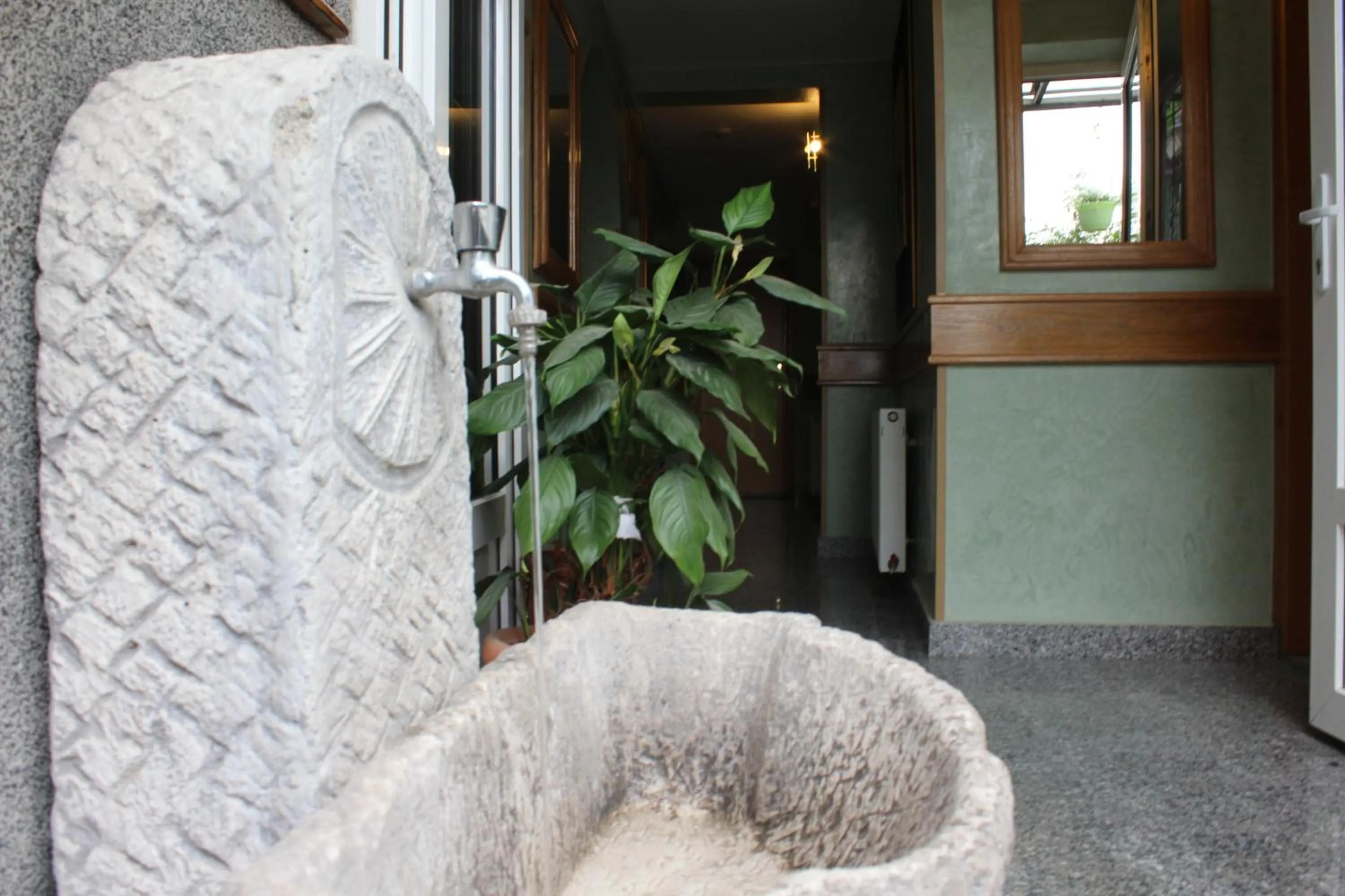 Property building in Pansion Stari Grad