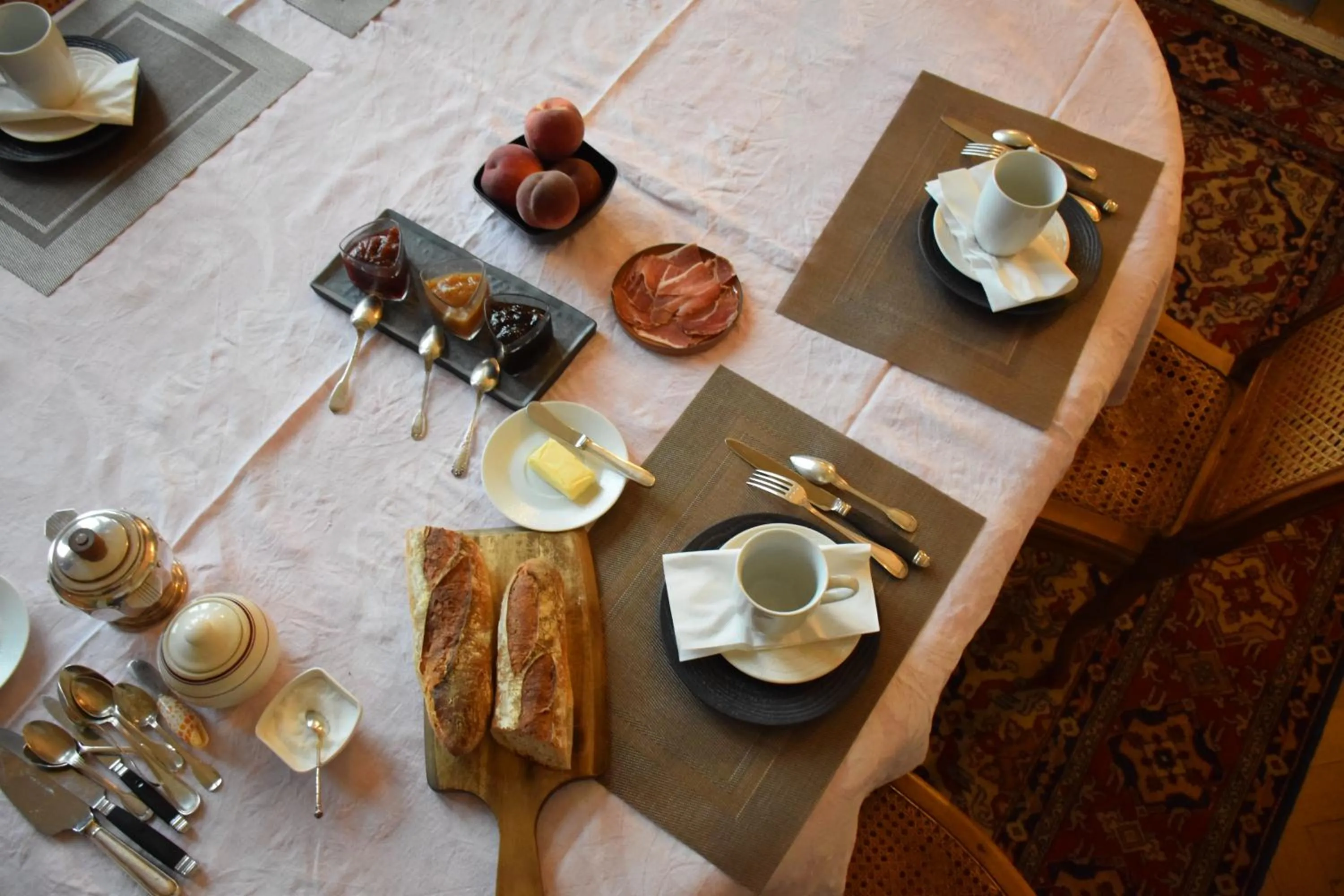 Breakfast in CLOCHI-CLOCHA