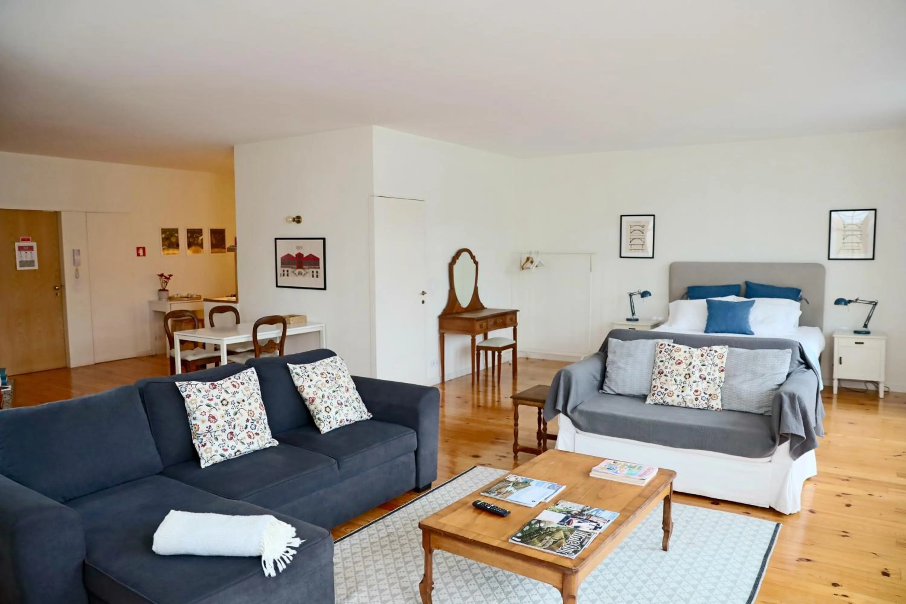 Living room in Douro River Studios