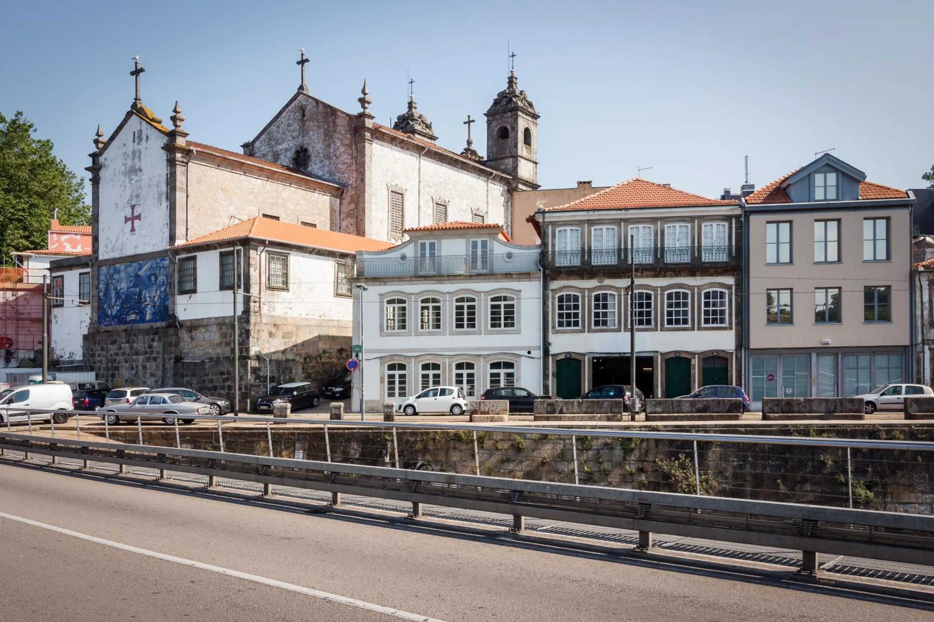 Property building in Douro River Studios