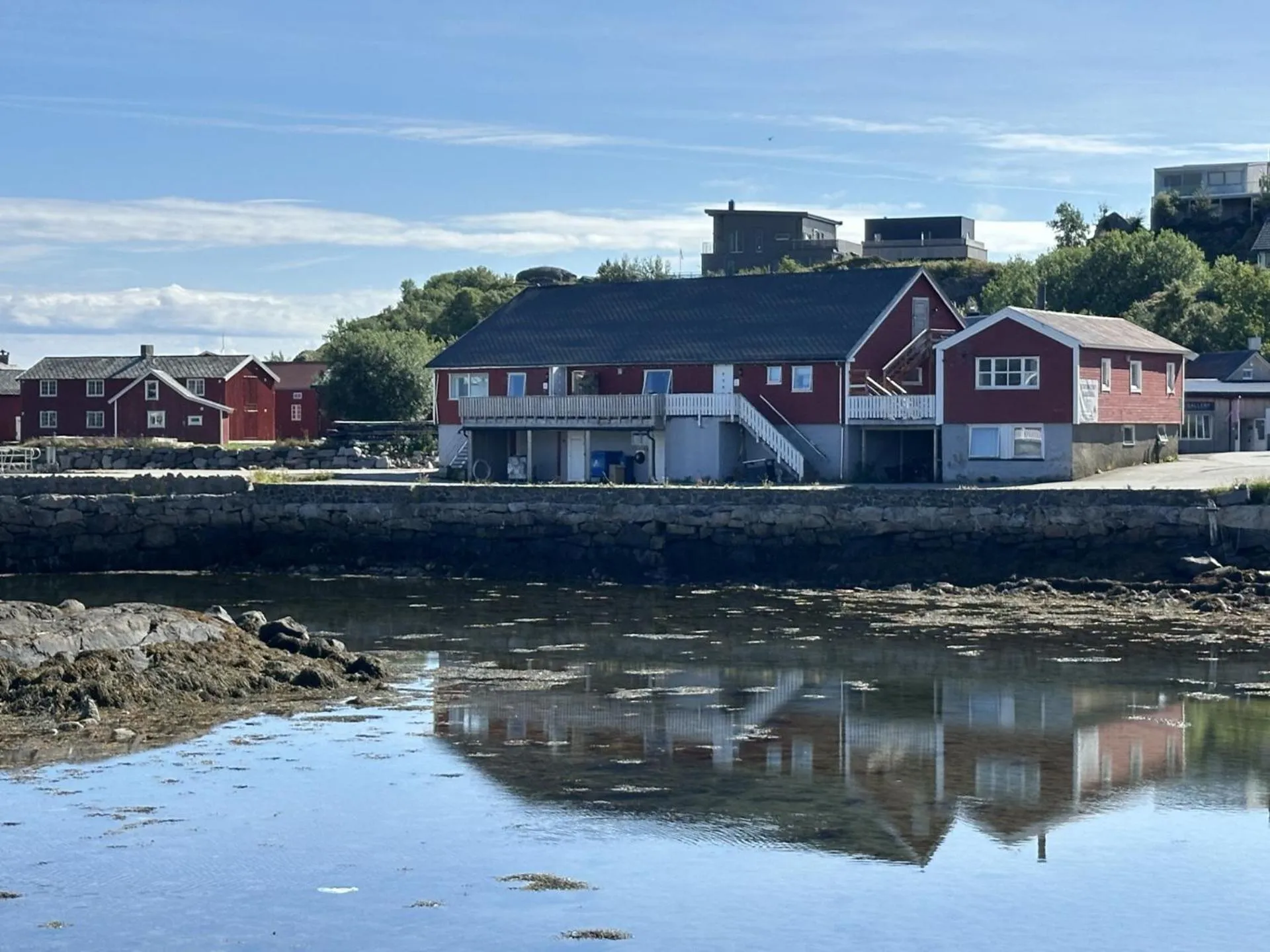 Facade/entrance in Statsbuene i Kabelvåg