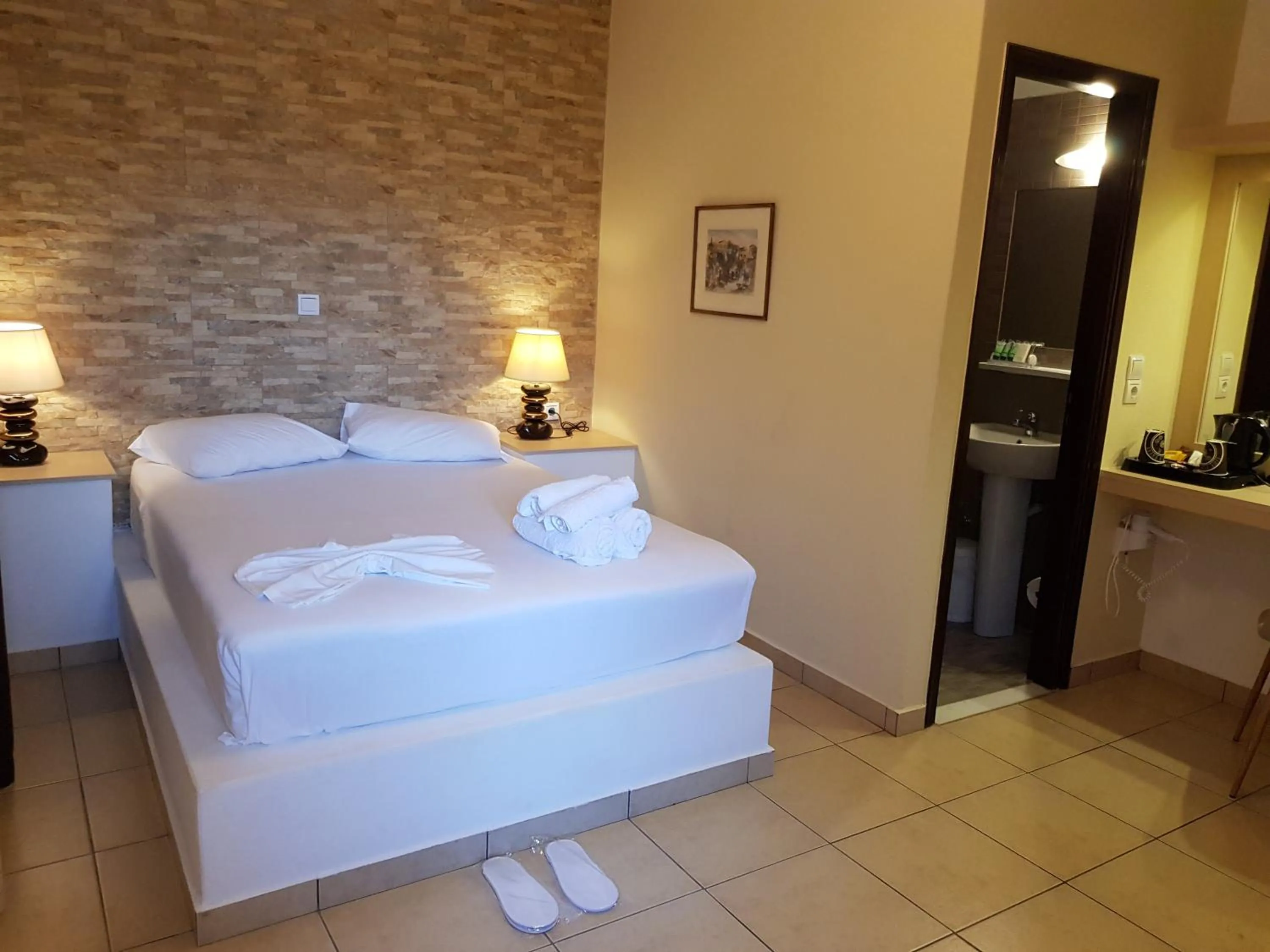 Photo of the whole room, Bed in Abelonas Village