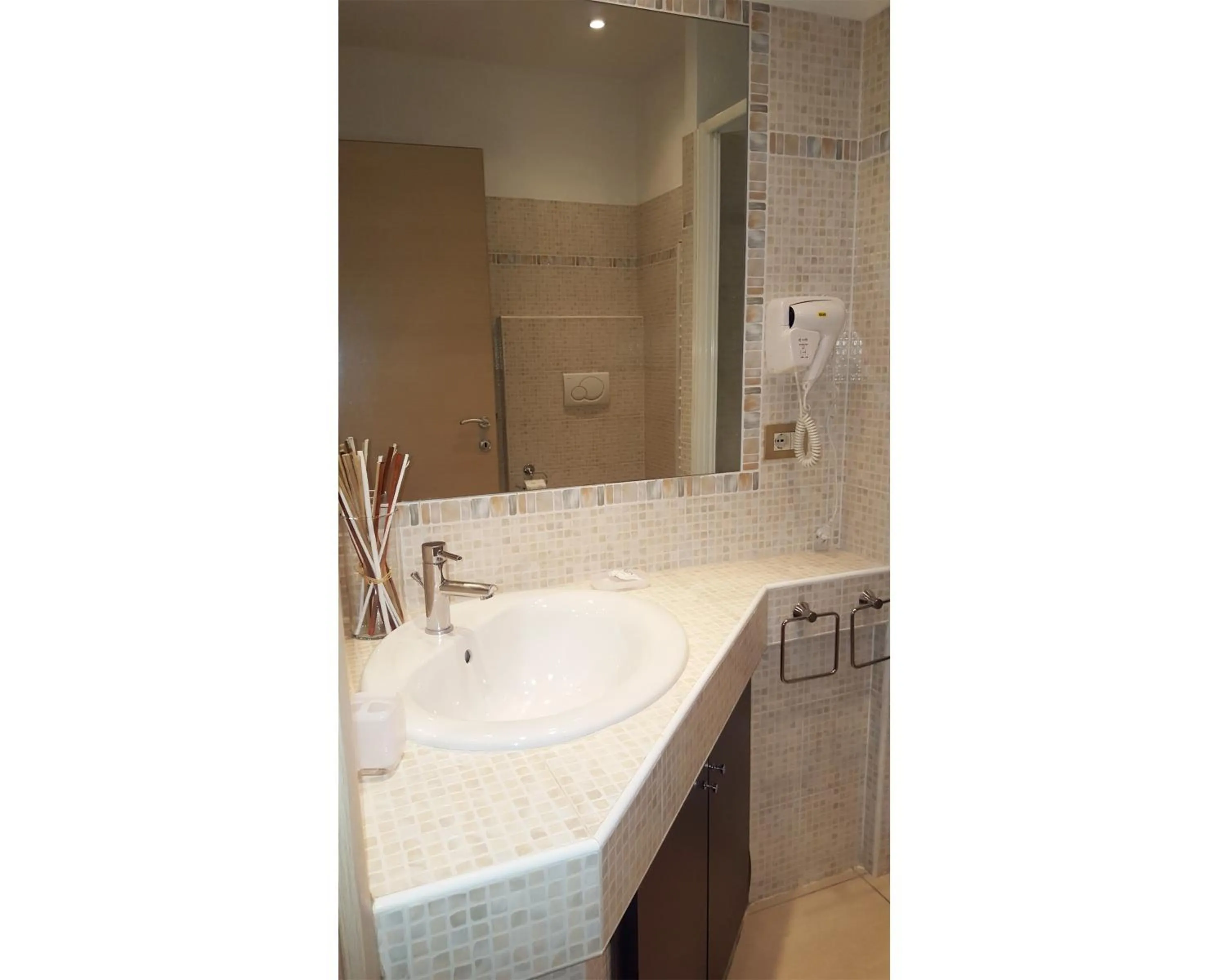 Bathroom in B&B Emozioni Romane