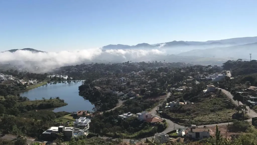 Refúgio Escarpas do Lago Mirante 1702