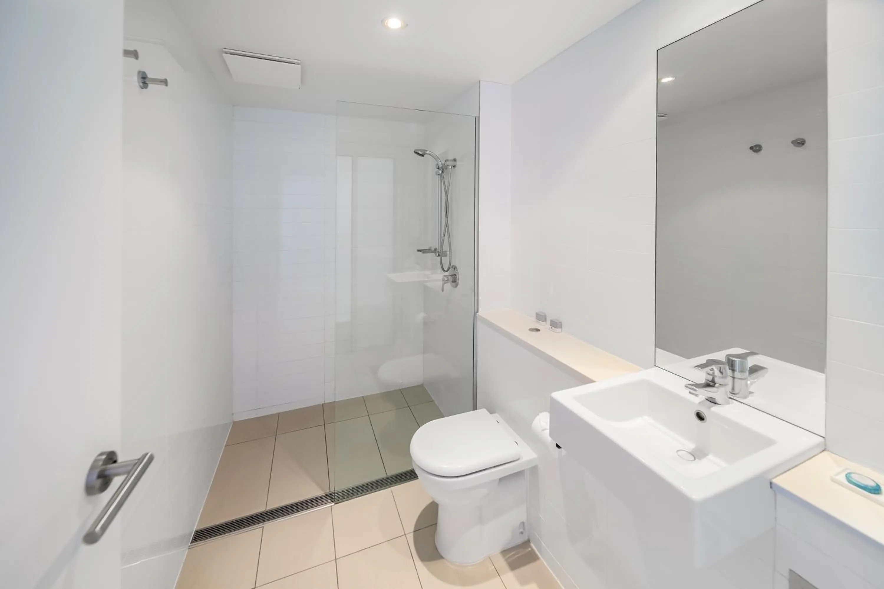 Toilet in Oaks Nelson Bay Lure Suites