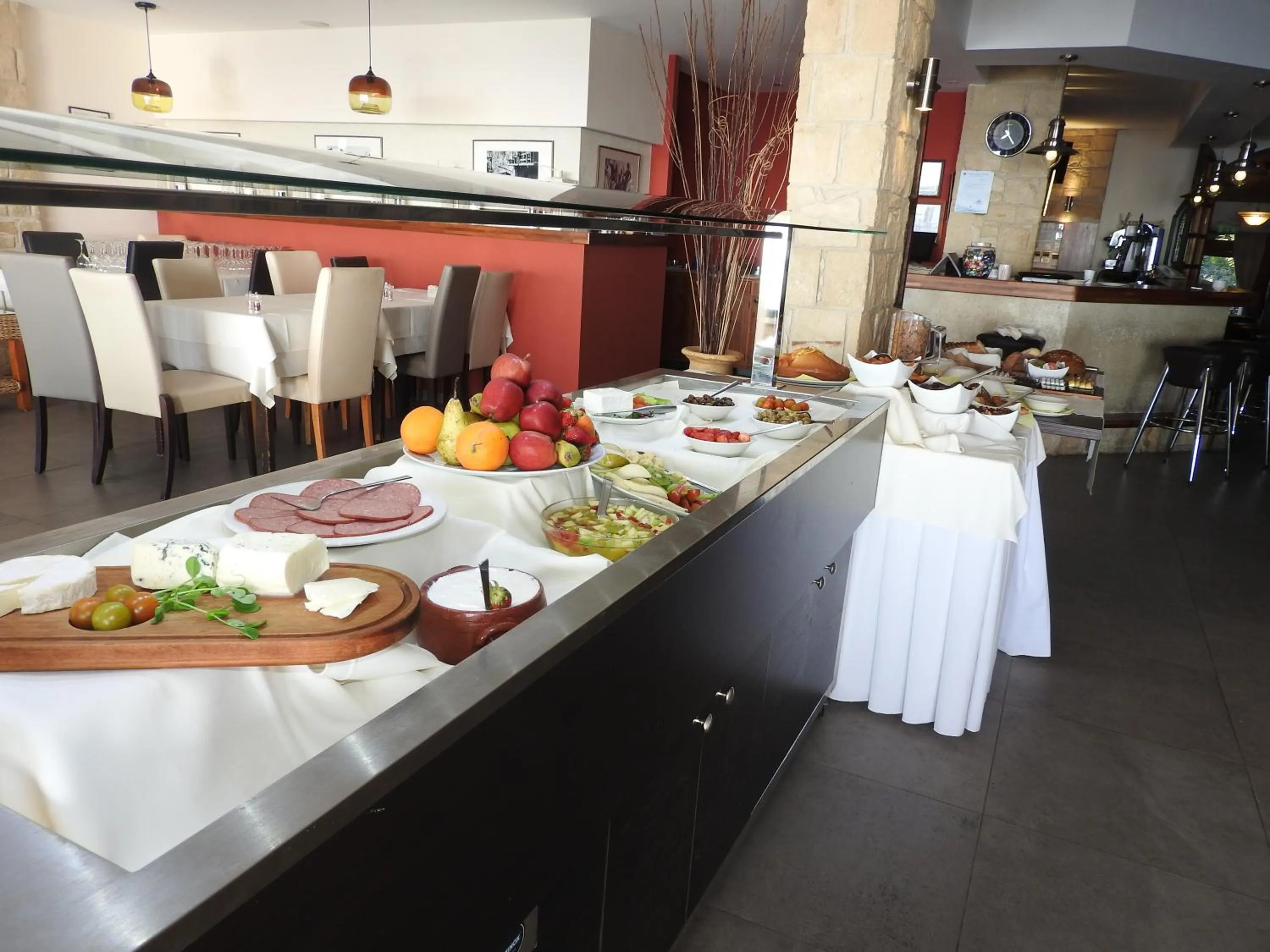 Hill View Hotel Apartments