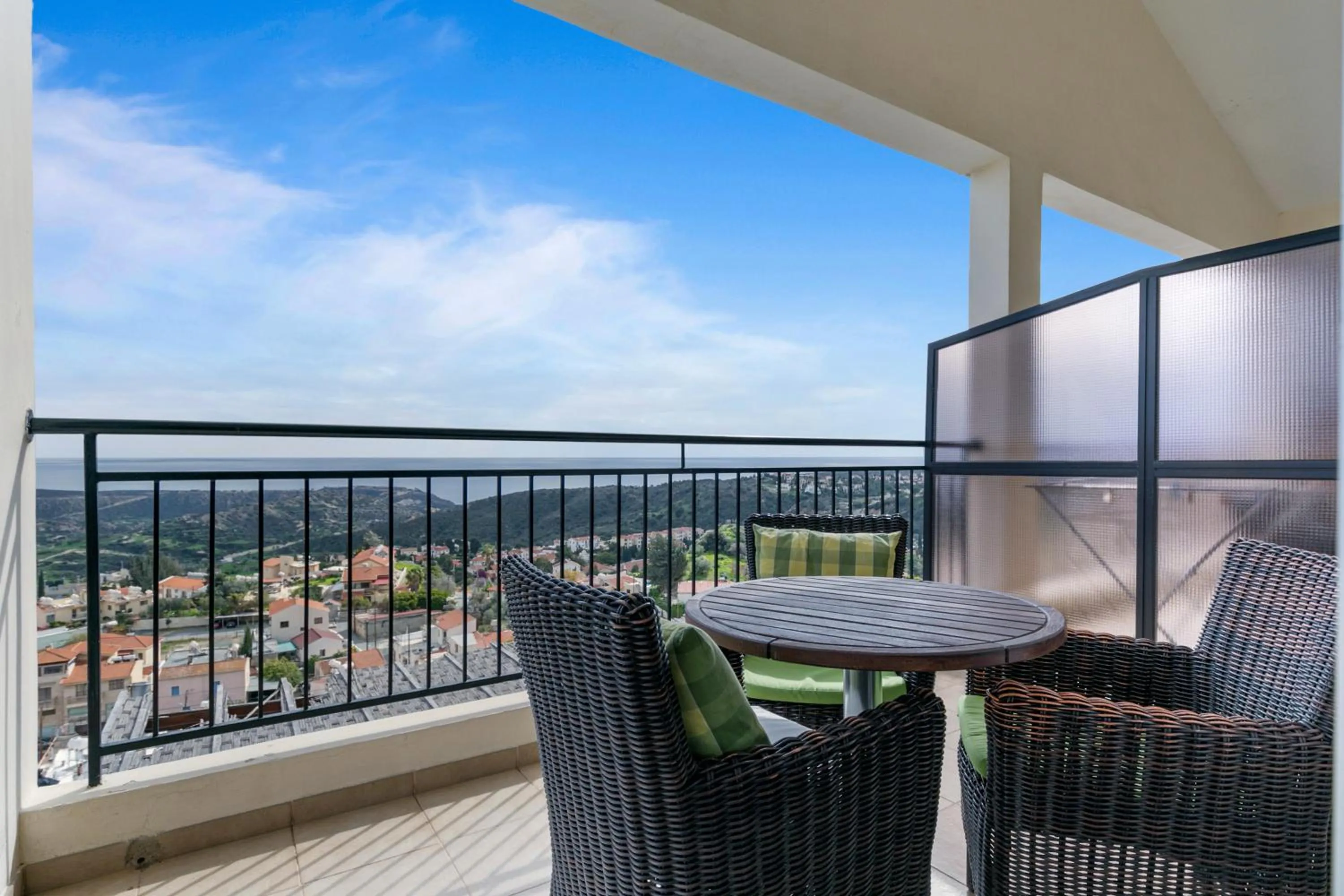 Hill View Hotel Apartments