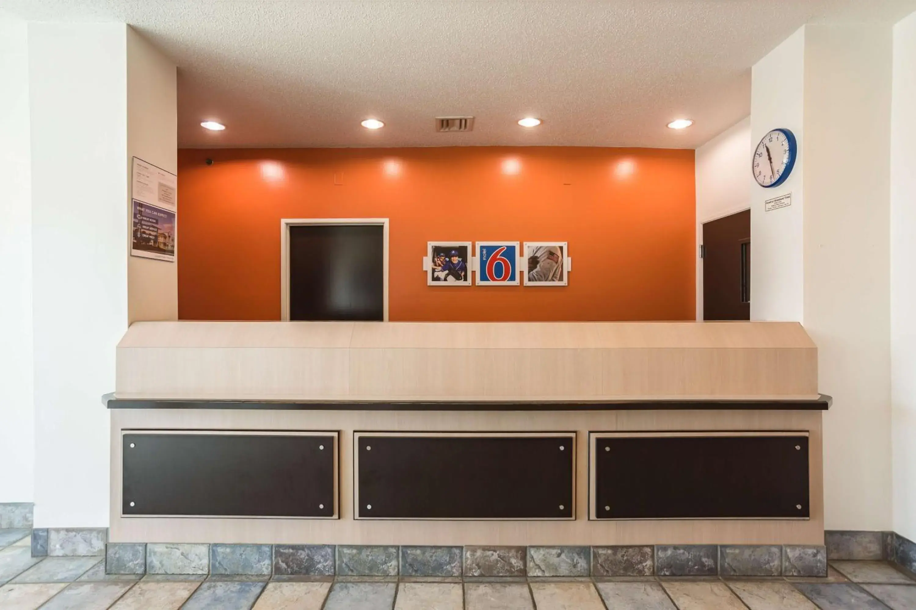 Lobby or reception in Motel 6 Dale, Indiana Near Holiday World and Splashing safari#Central Time #I64 Highway Lobby or reception in Motel 6 Dale, Indiana Near Holiday World and Splashing safari#Central Time #I64 Highway