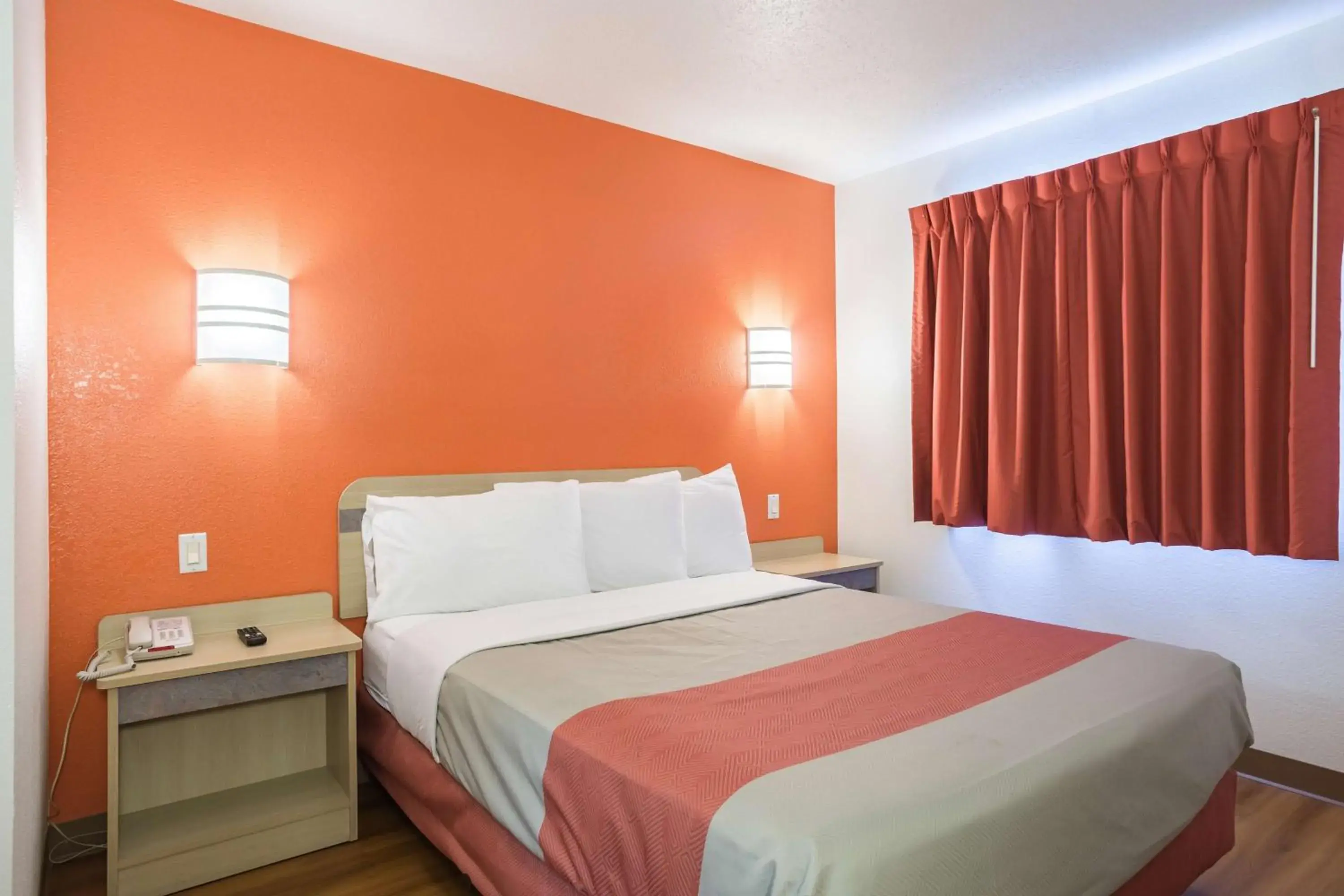 Photo of the whole room, Bed in Motel 6 Dale, Indiana Near Holiday World and Splashing safari#Central Time #I64 Highway Photo of the whole room, Bed in Motel 6 Dale, Indiana Near Holiday World and Splashing safari#Central Time #I64 Highway