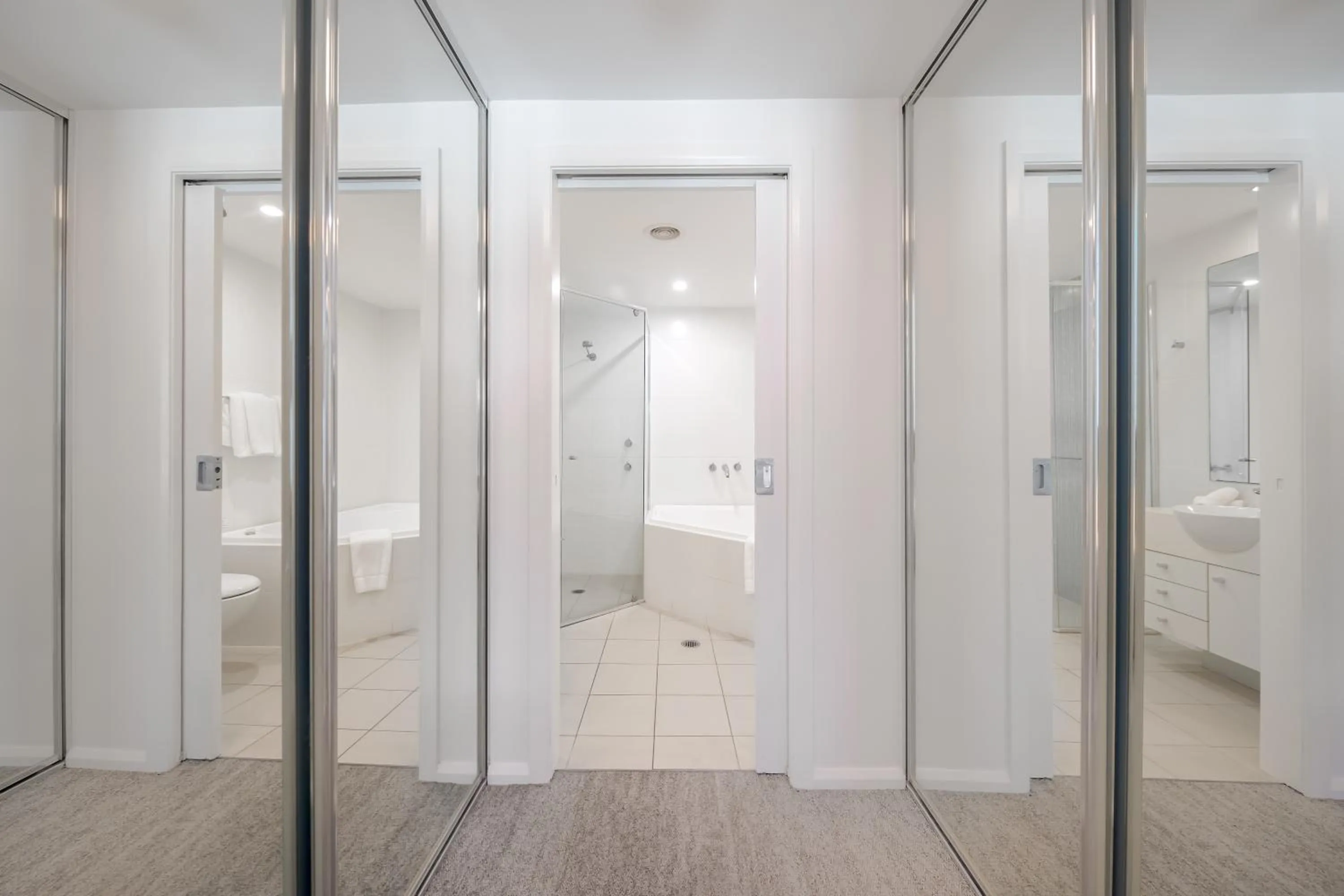 Bathroom in Oaks Port Stephens Pacific Blue Resort