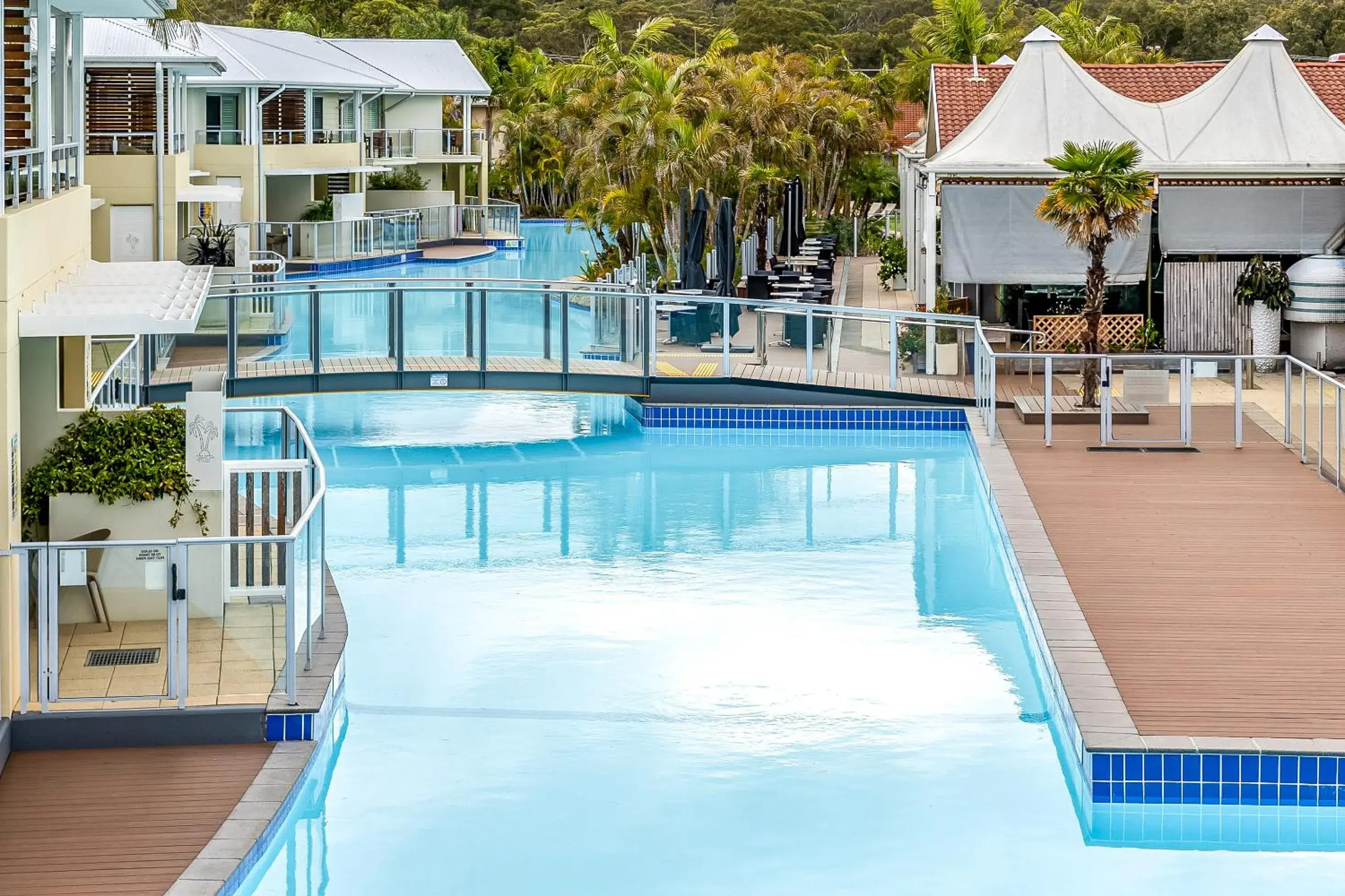 Swimming pool in Oaks Port Stephens Pacific Blue Resort Swimming pool in Oaks Port Stephens Pacific Blue Resort