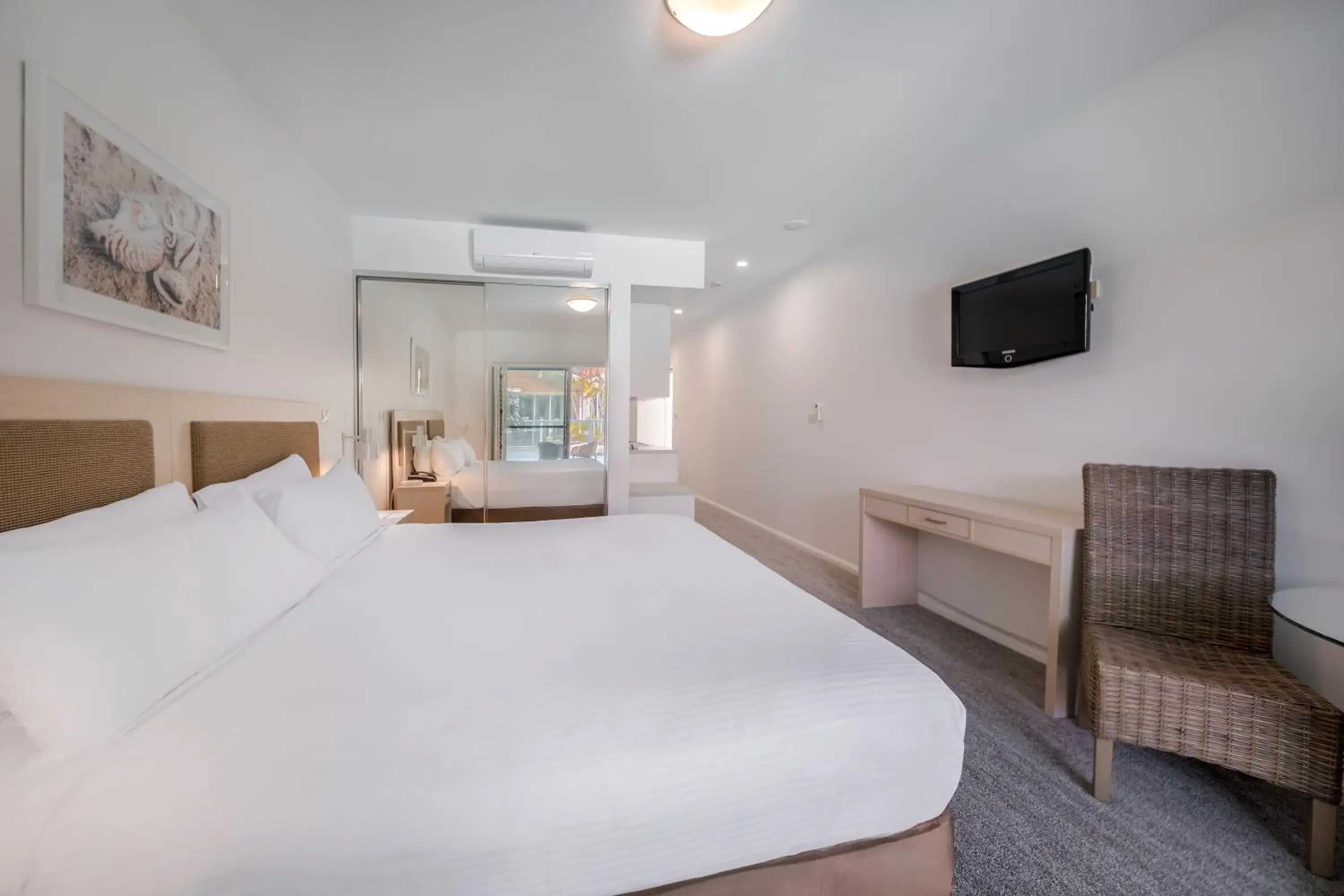Bed in Oaks Port Stephens Pacific Blue Resort Bed in Oaks Port Stephens Pacific Blue Resort