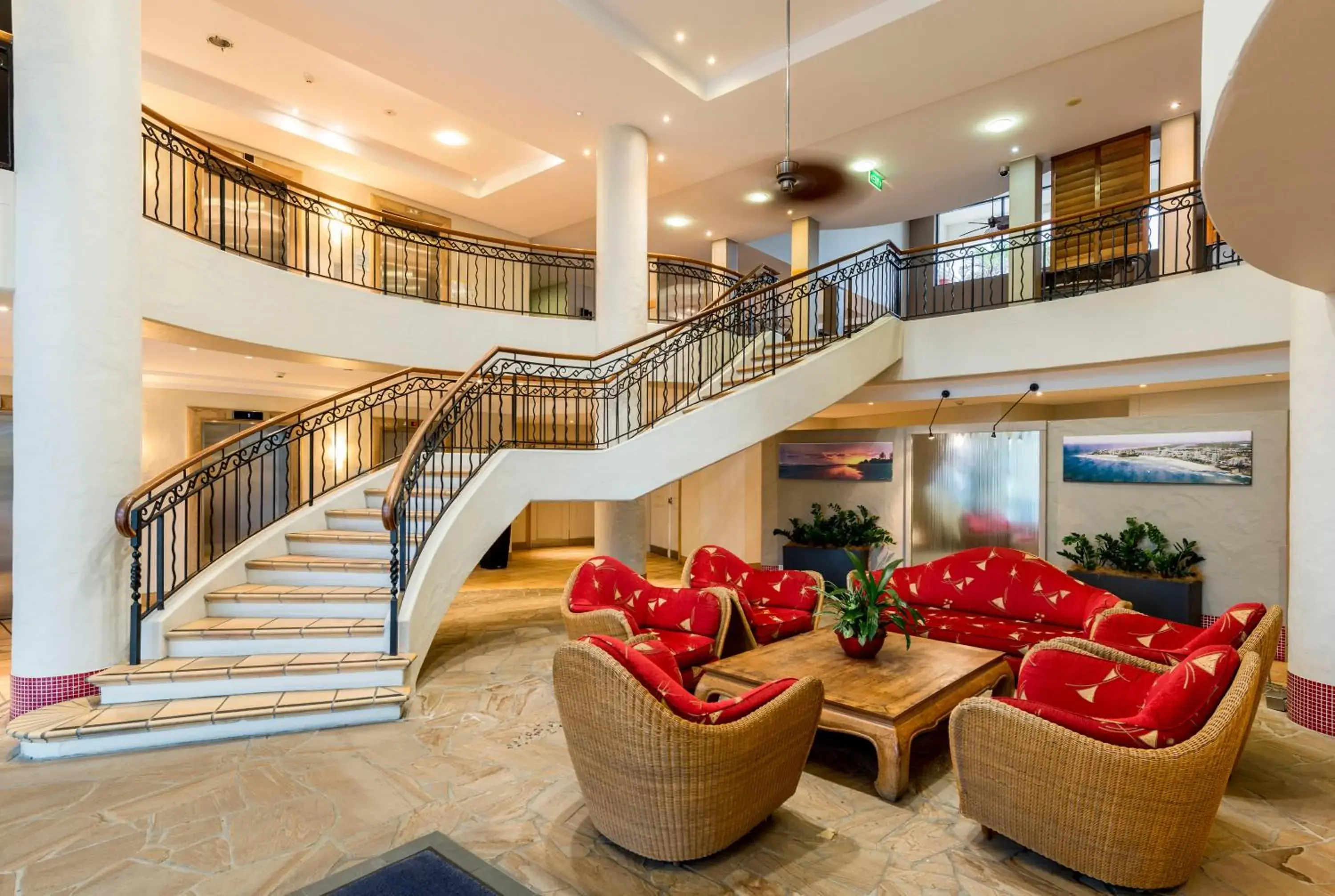 Lobby or reception in Oaks Gold Coast Calypso Plaza Suites Lobby or reception in Oaks Gold Coast Calypso Plaza Suites