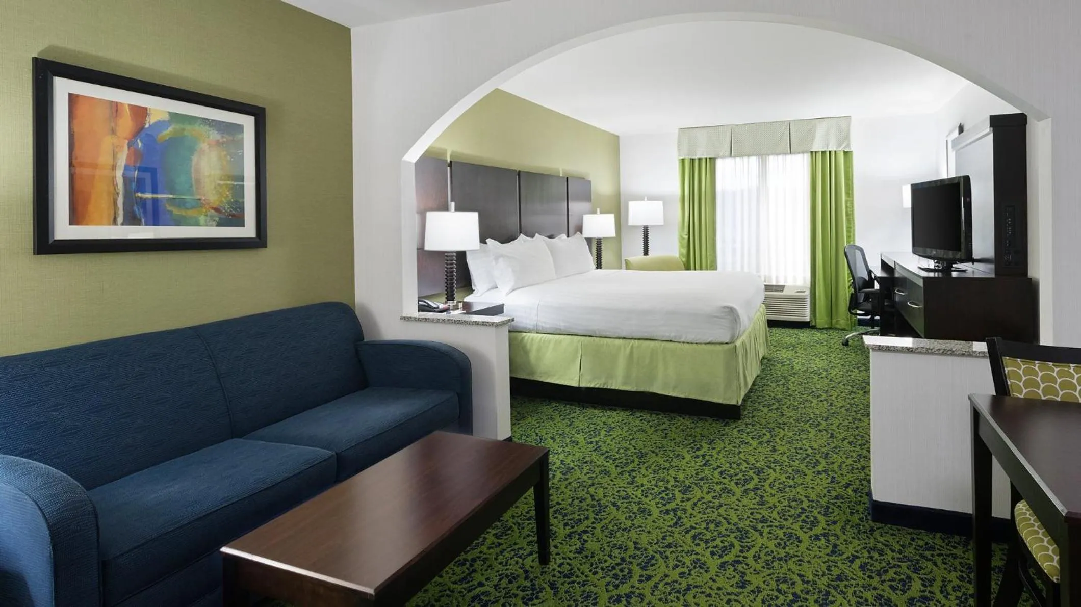 Photo of the whole room in Holiday Inn Express and Suites Stroudsburg-Poconos by IHG
