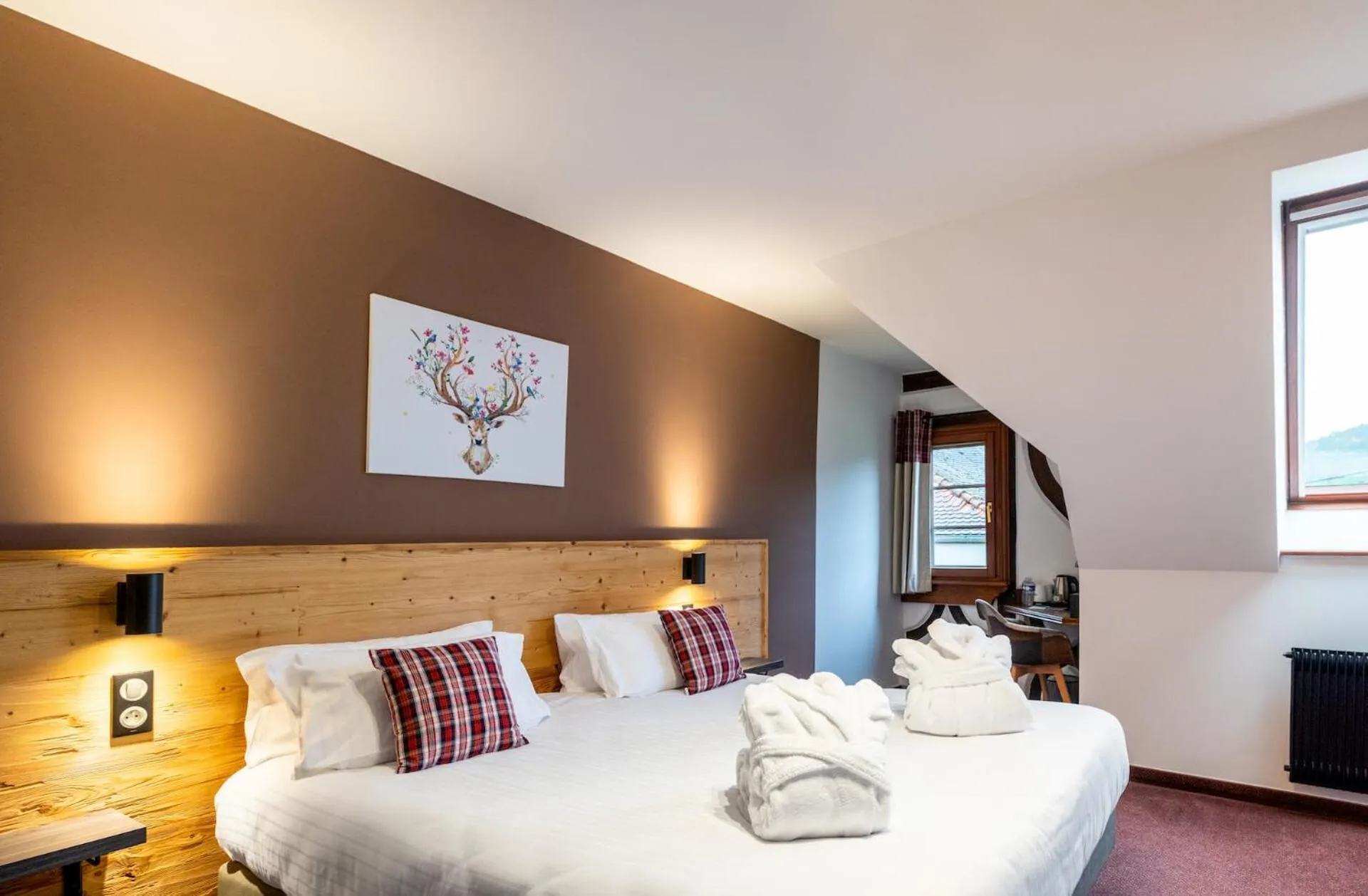 Property building, Bed in Hôtel au Heimbach