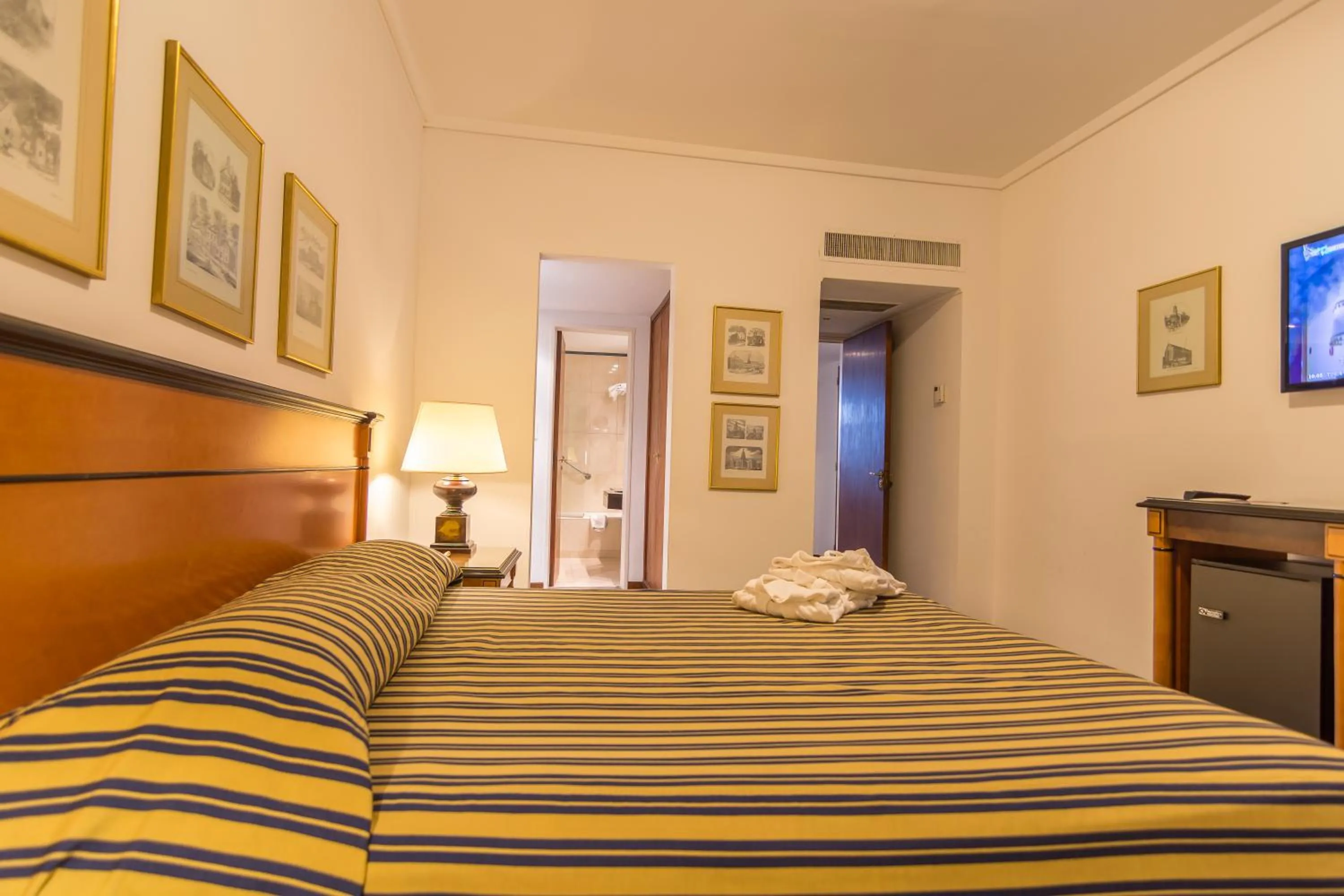 Bed in Hotel Libertador