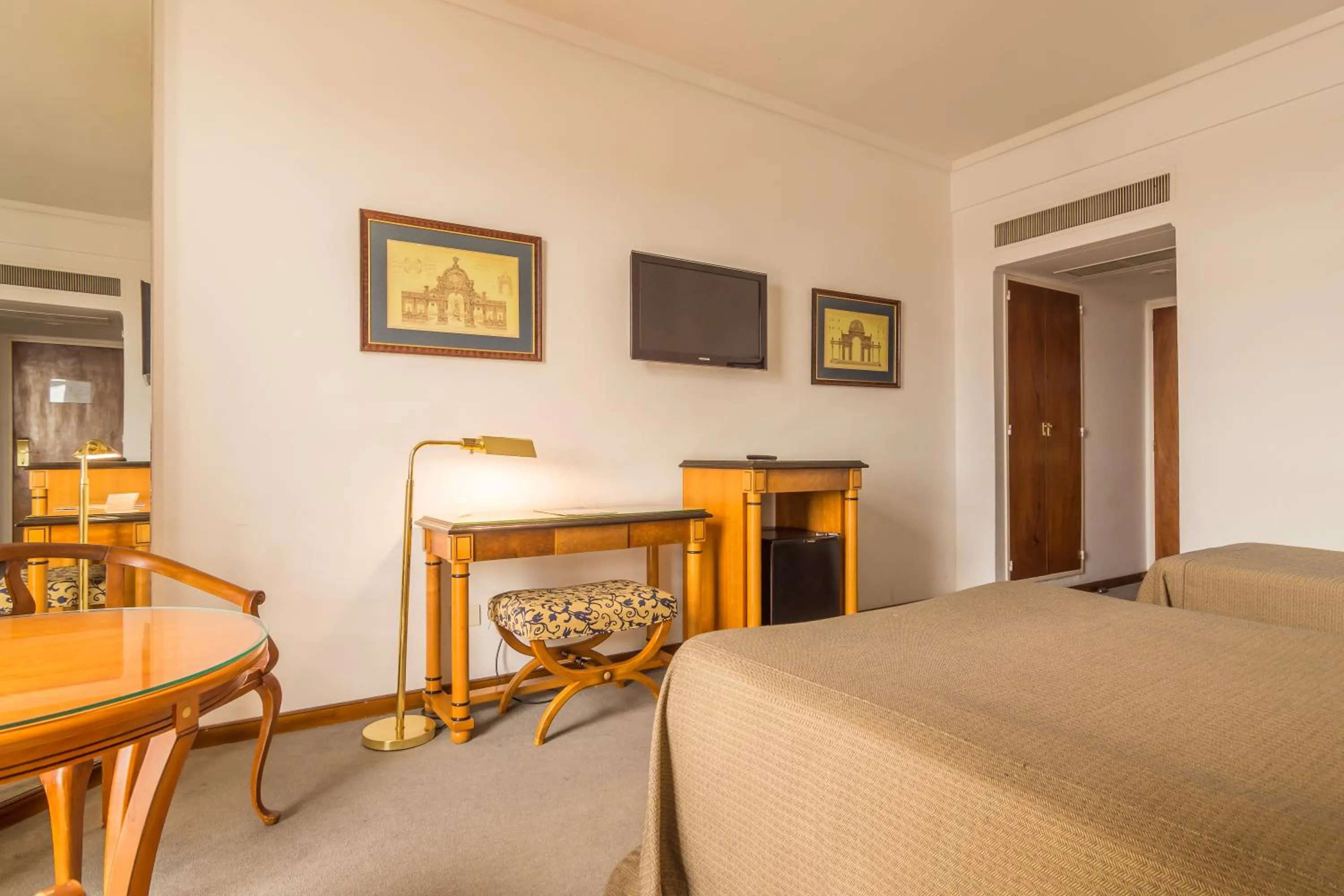 Bed in Hotel Libertador