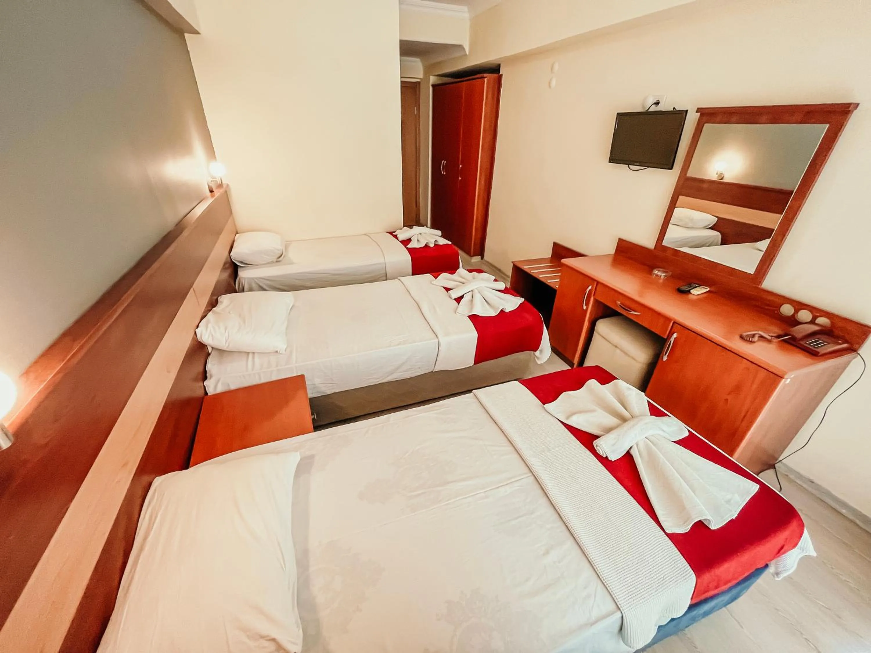 Bed in Hotel First Class Didim