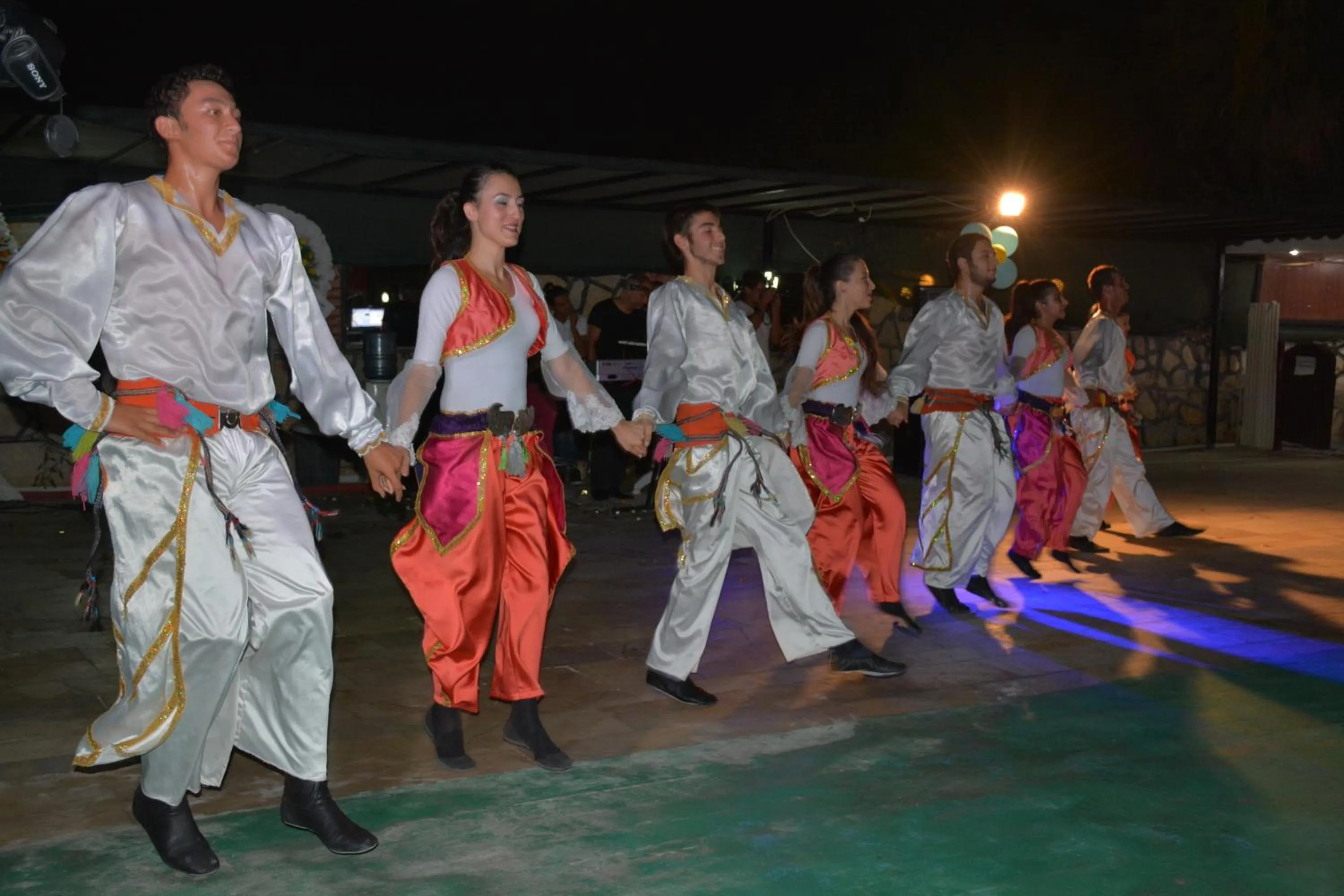 Evening entertainment in Hotel First Class Didim