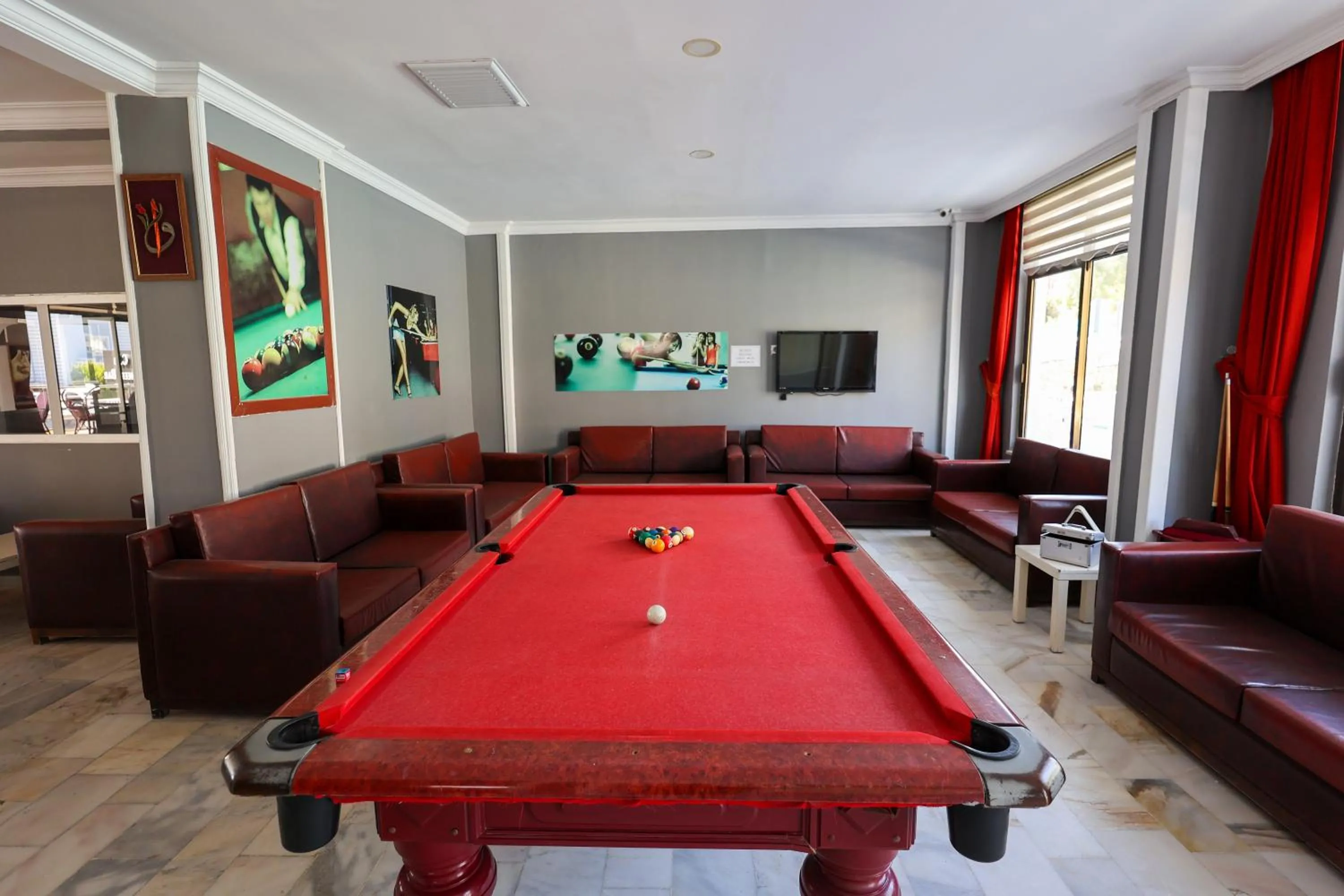 Billiard in Hotel First Class Didim