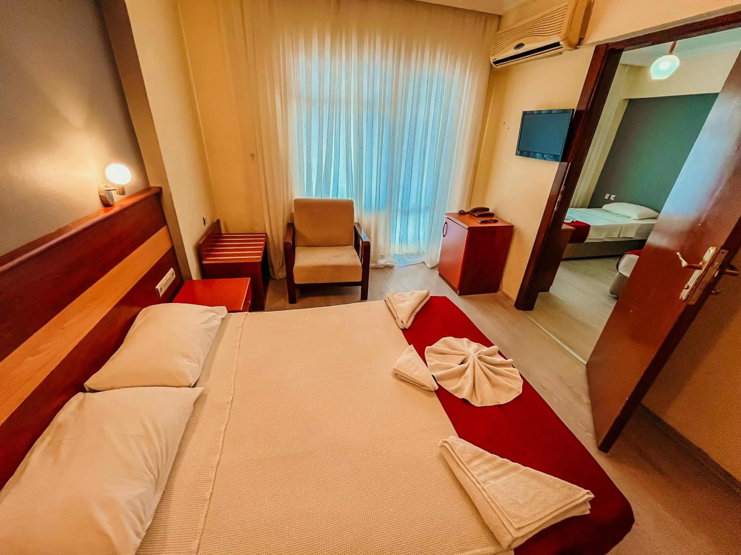 Bed in Hotel First Class Didim