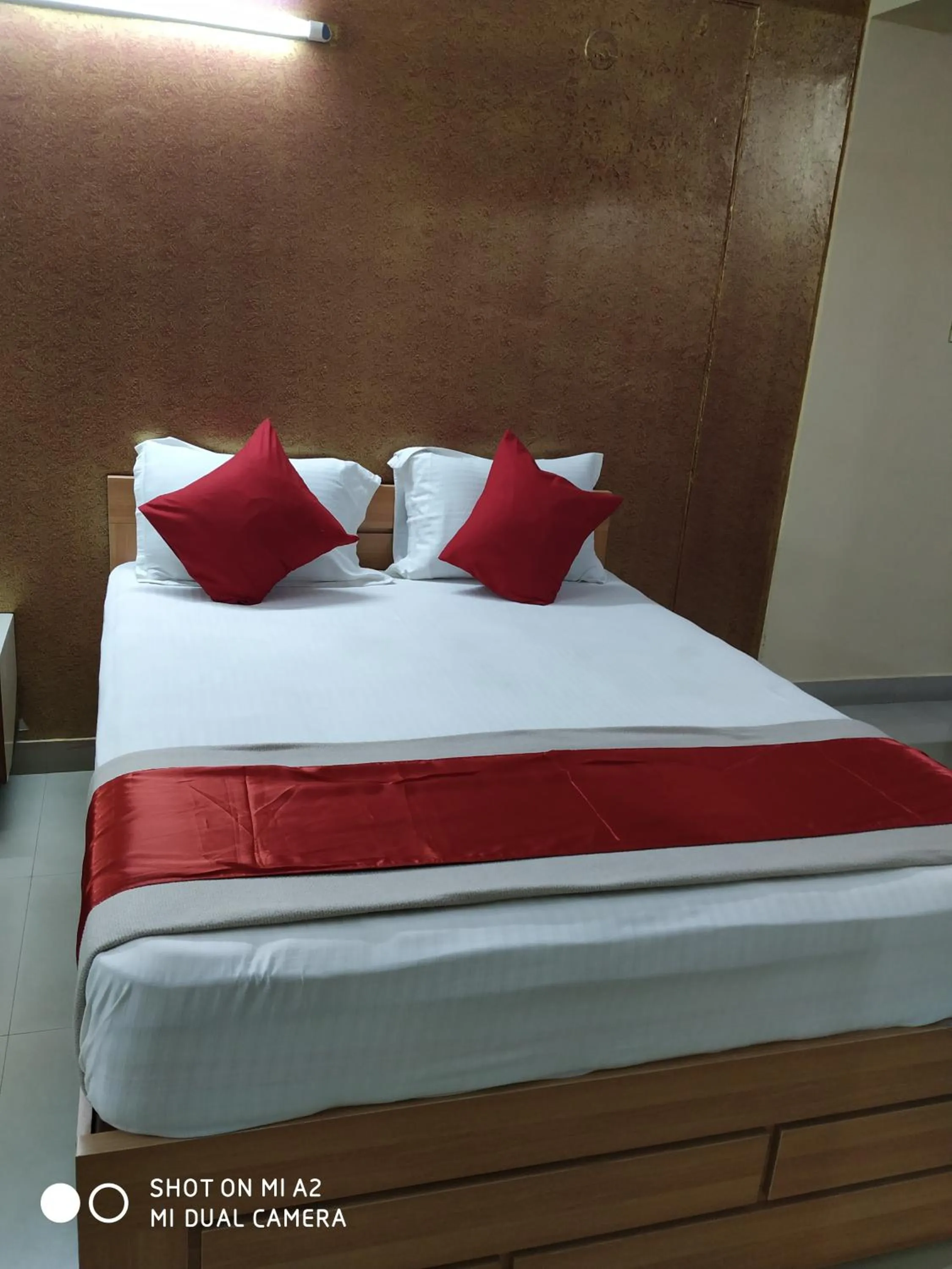 Bed in Hotel Surya Residency Majestic