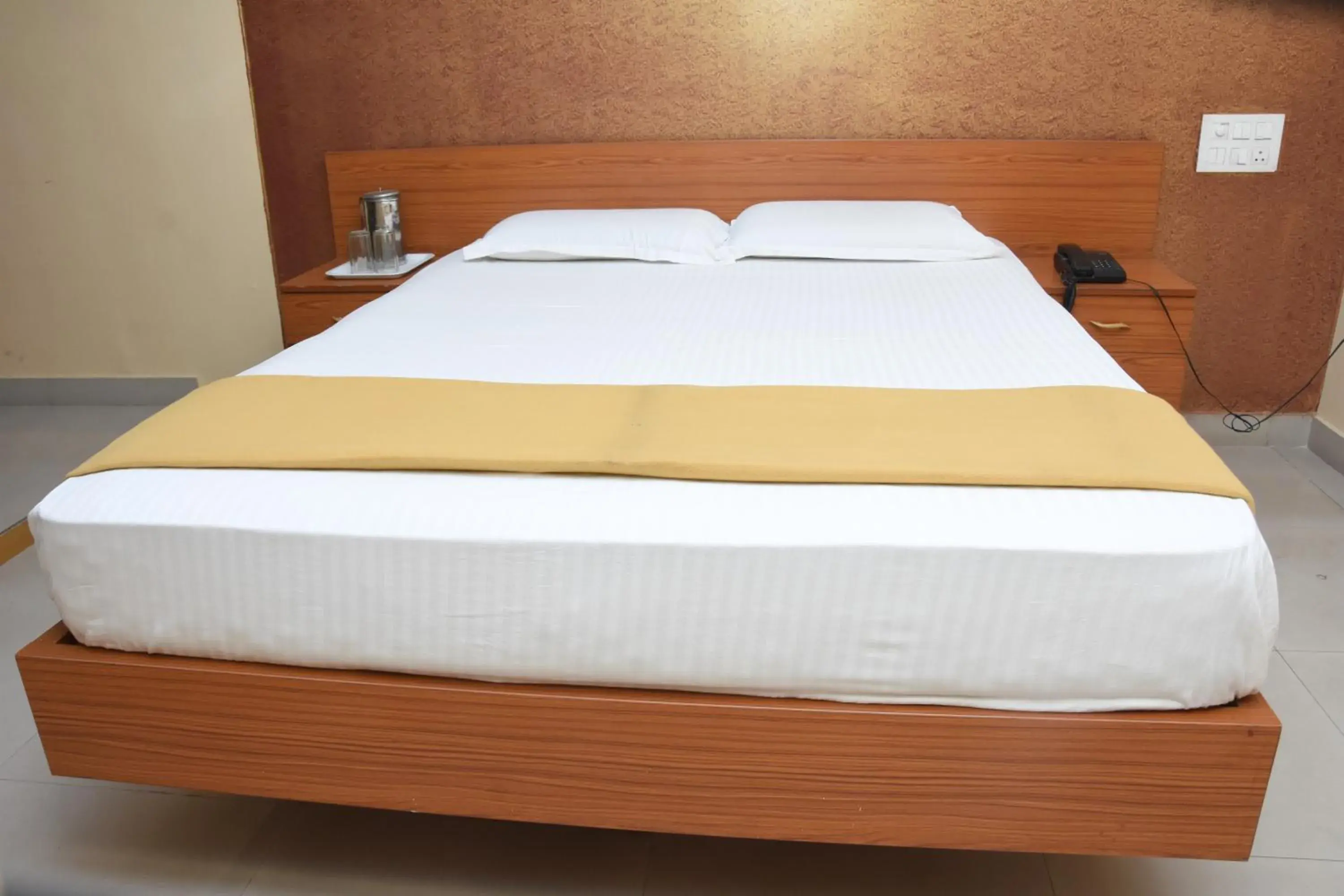 Bed in Hotel Surya Residency Majestic Bed in Hotel Surya Residency Majestic
