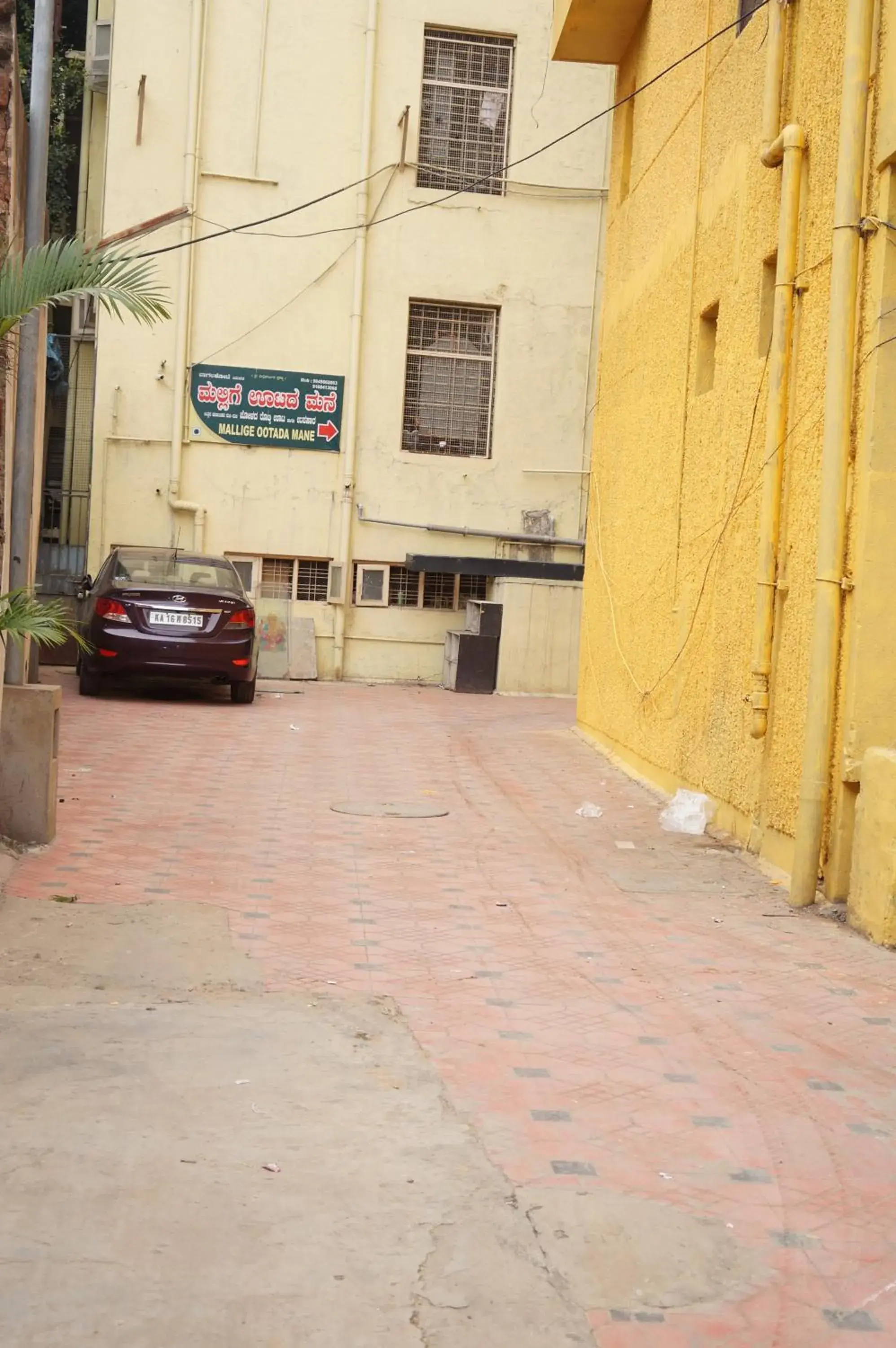 Property building in Hotel Surya Residency Majestic Property building in Hotel Surya Residency Majestic