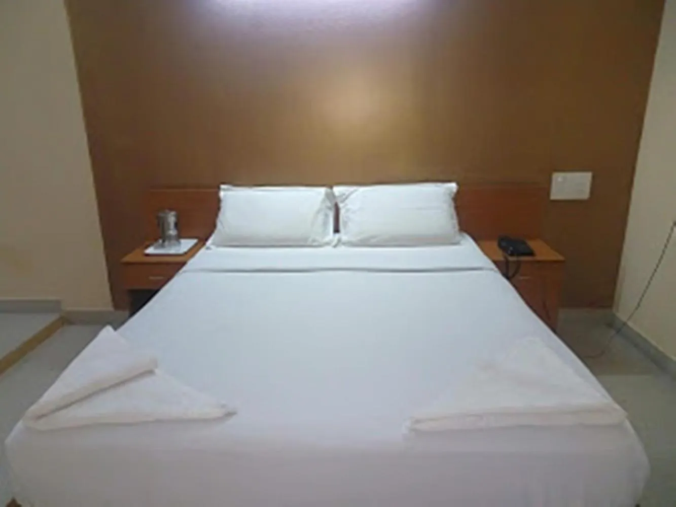 Bed in Hotel Surya Residency Majestic