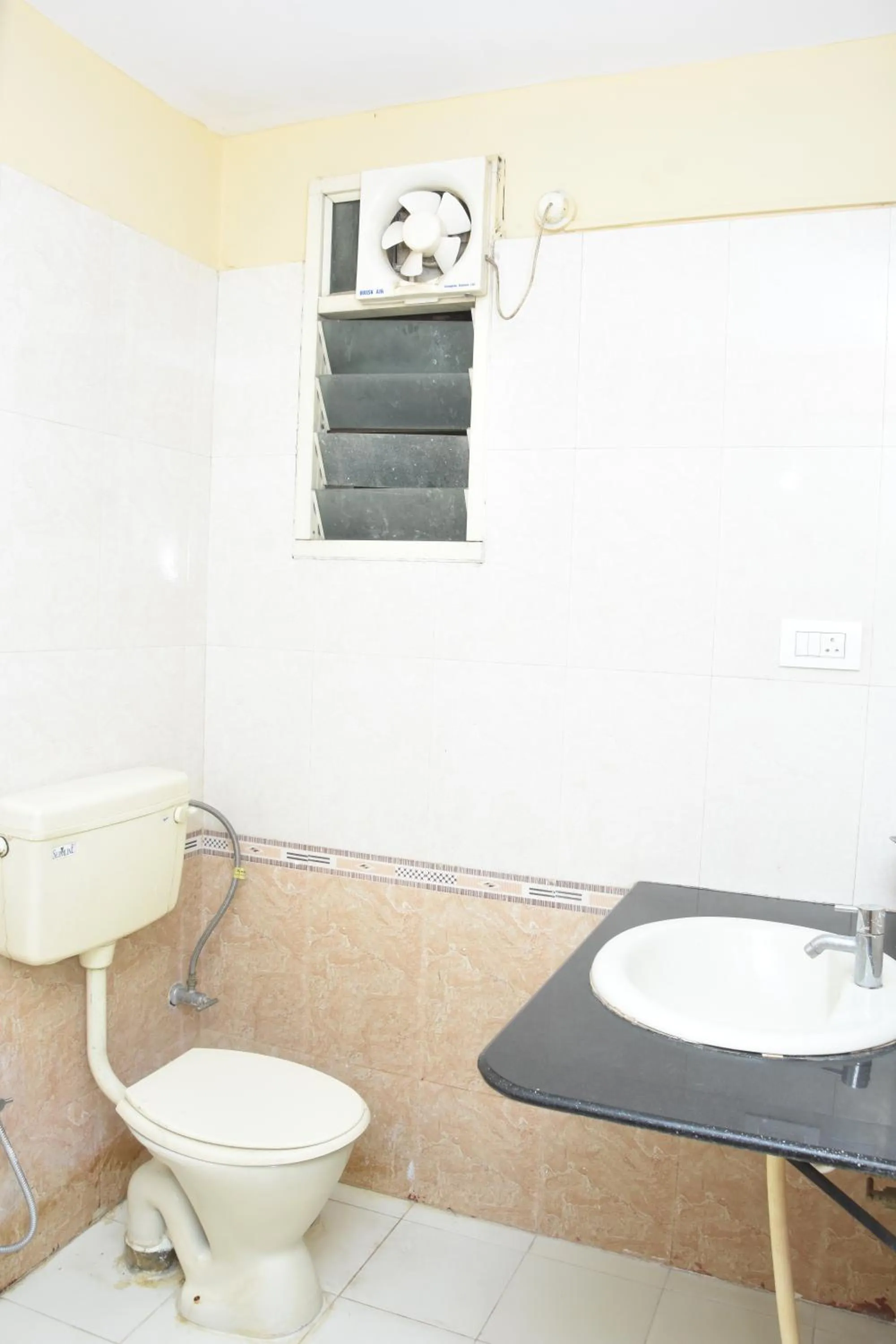 Toilet in Hotel Surya Residency Majestic