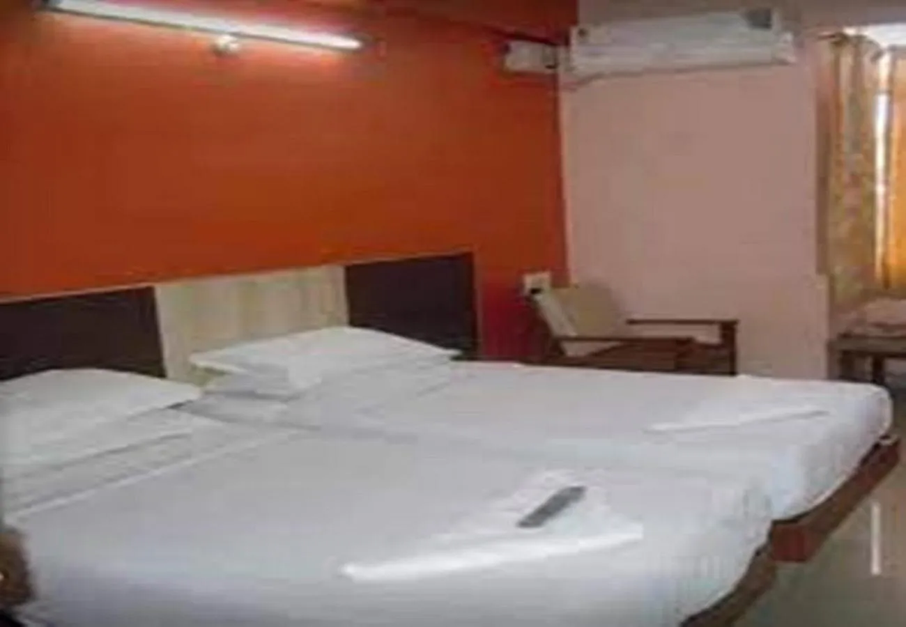 Bed in Hotel Surya Residency Majestic