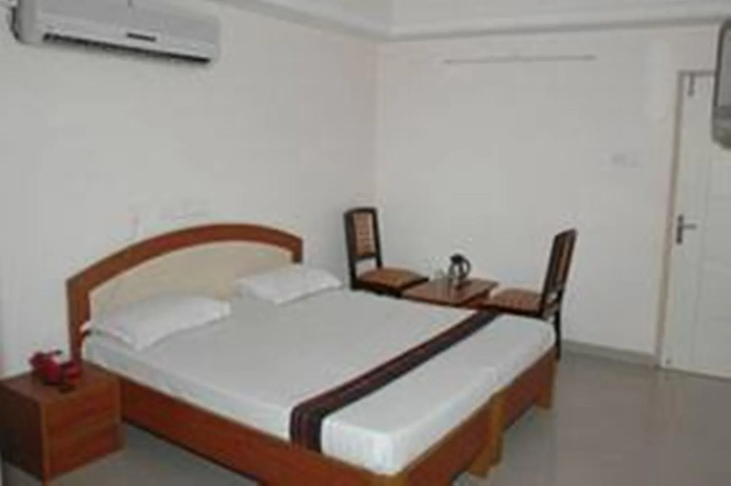 Bed in Hotel Surya Residency Majestic