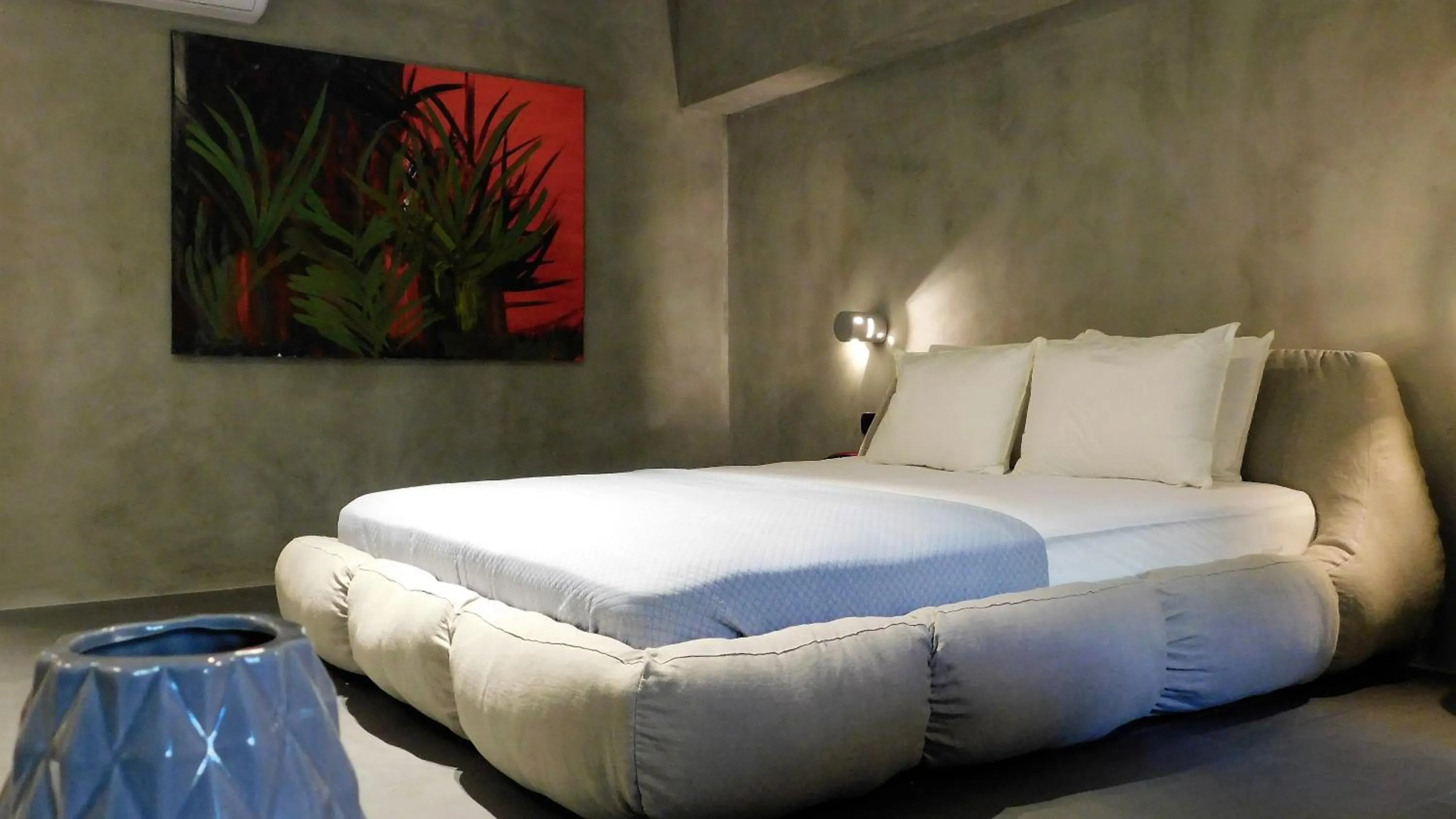 Bed in 101 Adrianou Apartments