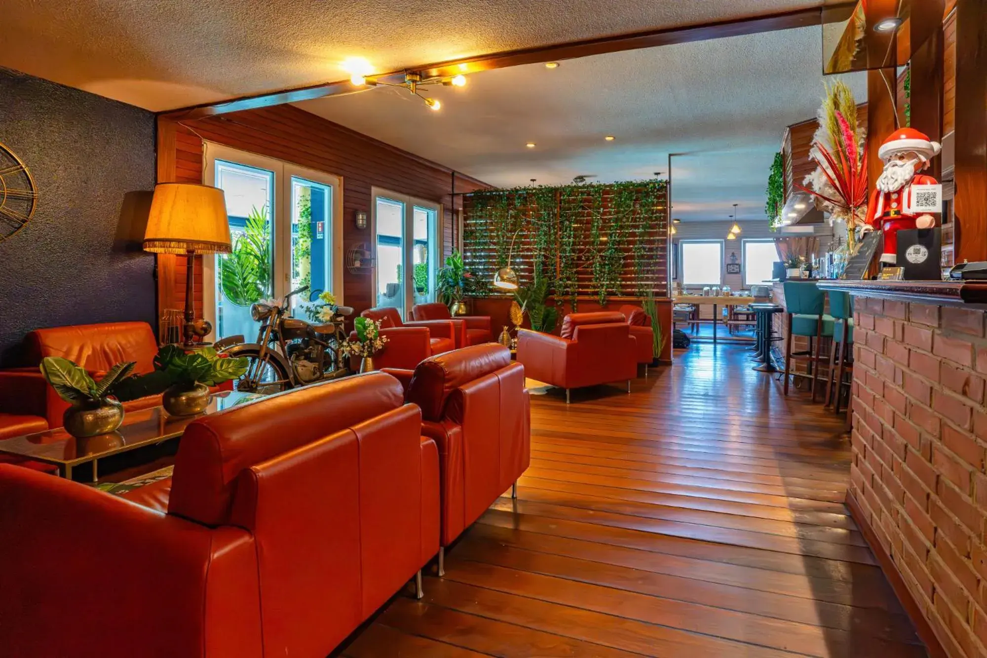 Seating area in Hotel Restaurant Argos, Strasbourg Nord Seating area in Hotel Restaurant Argos, Strasbourg Nord