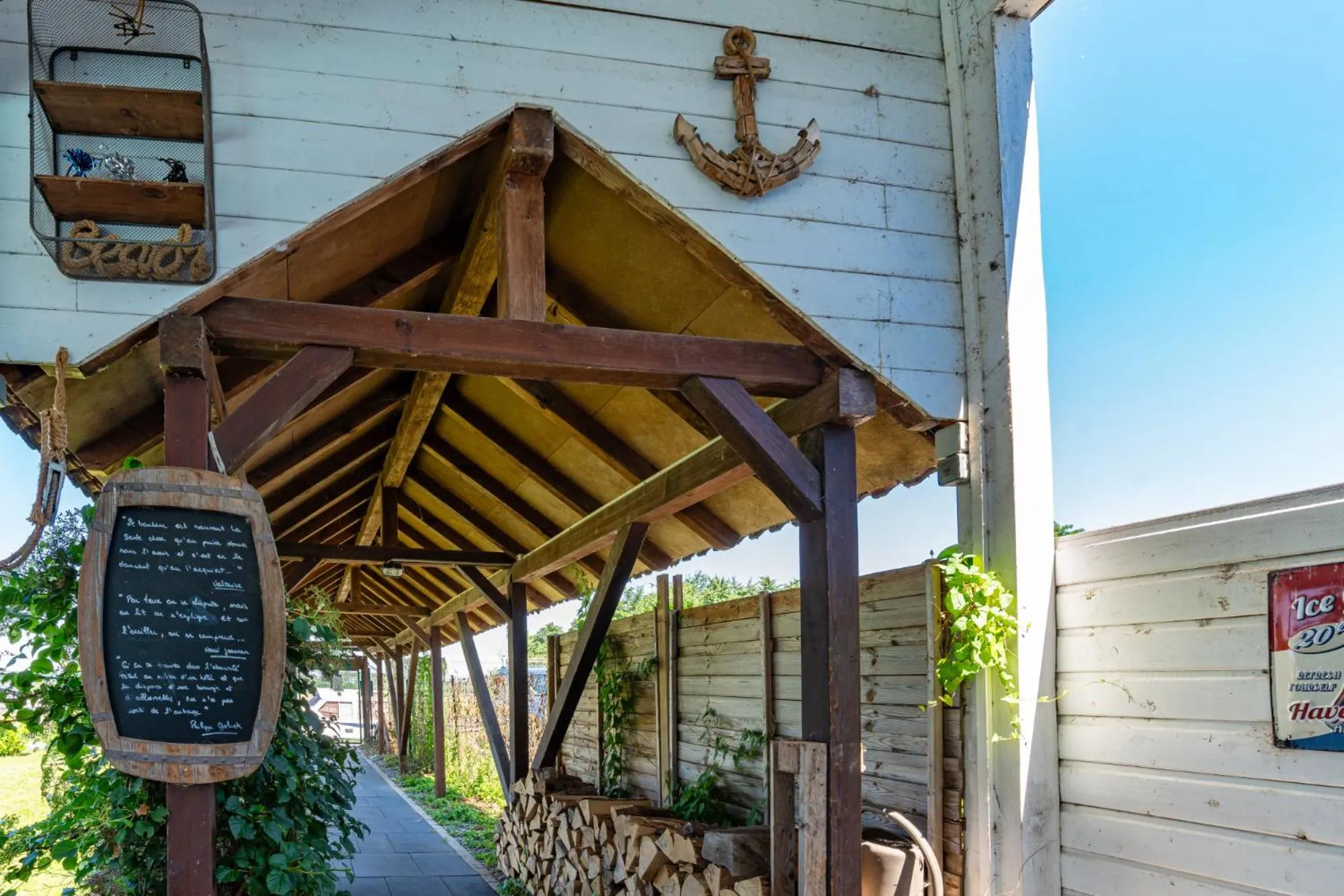 Garden in Hotel Restaurant Argos, Strasbourg Nord