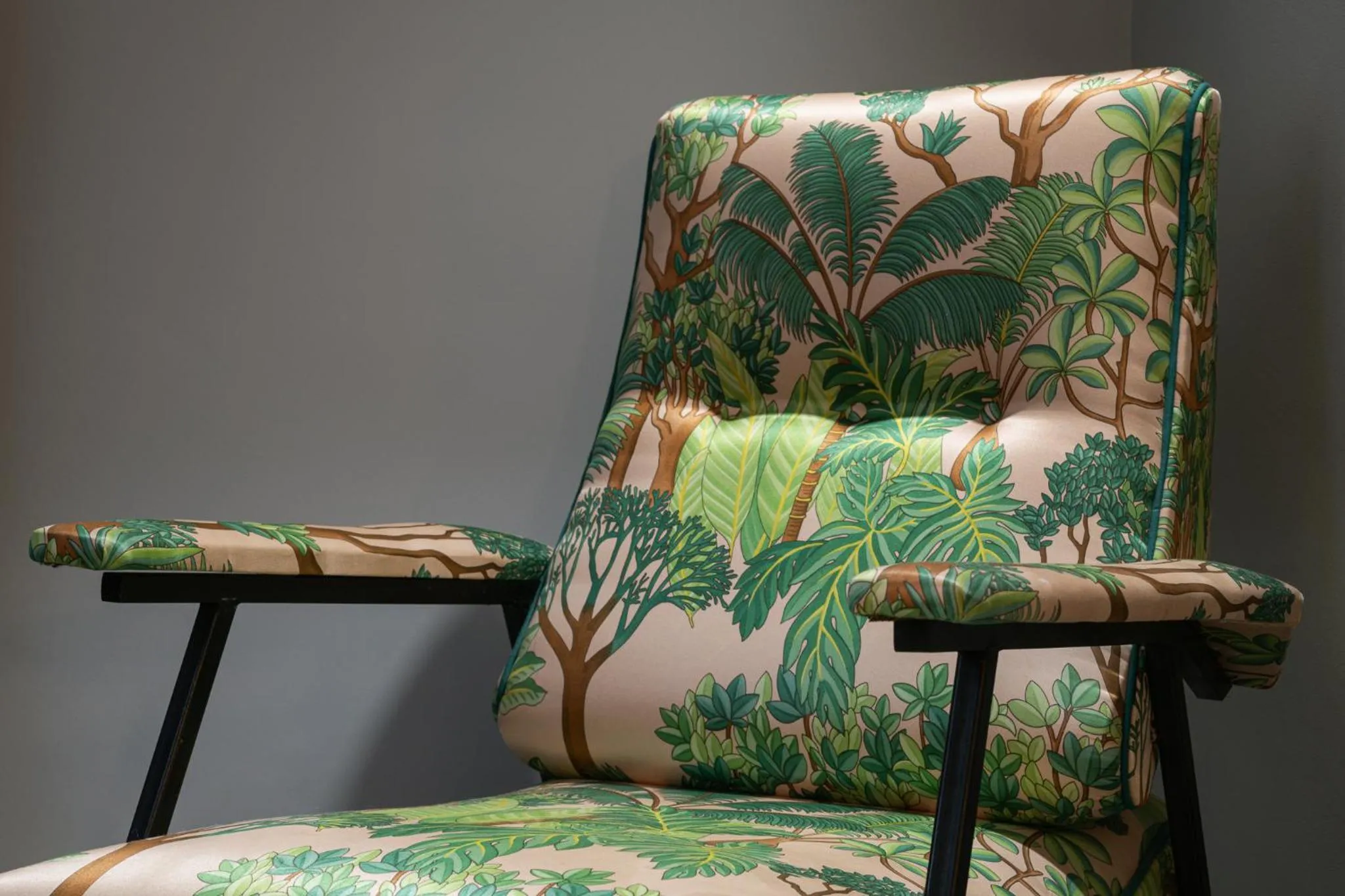 Decorative detail in A'Mare Luxury Rooms