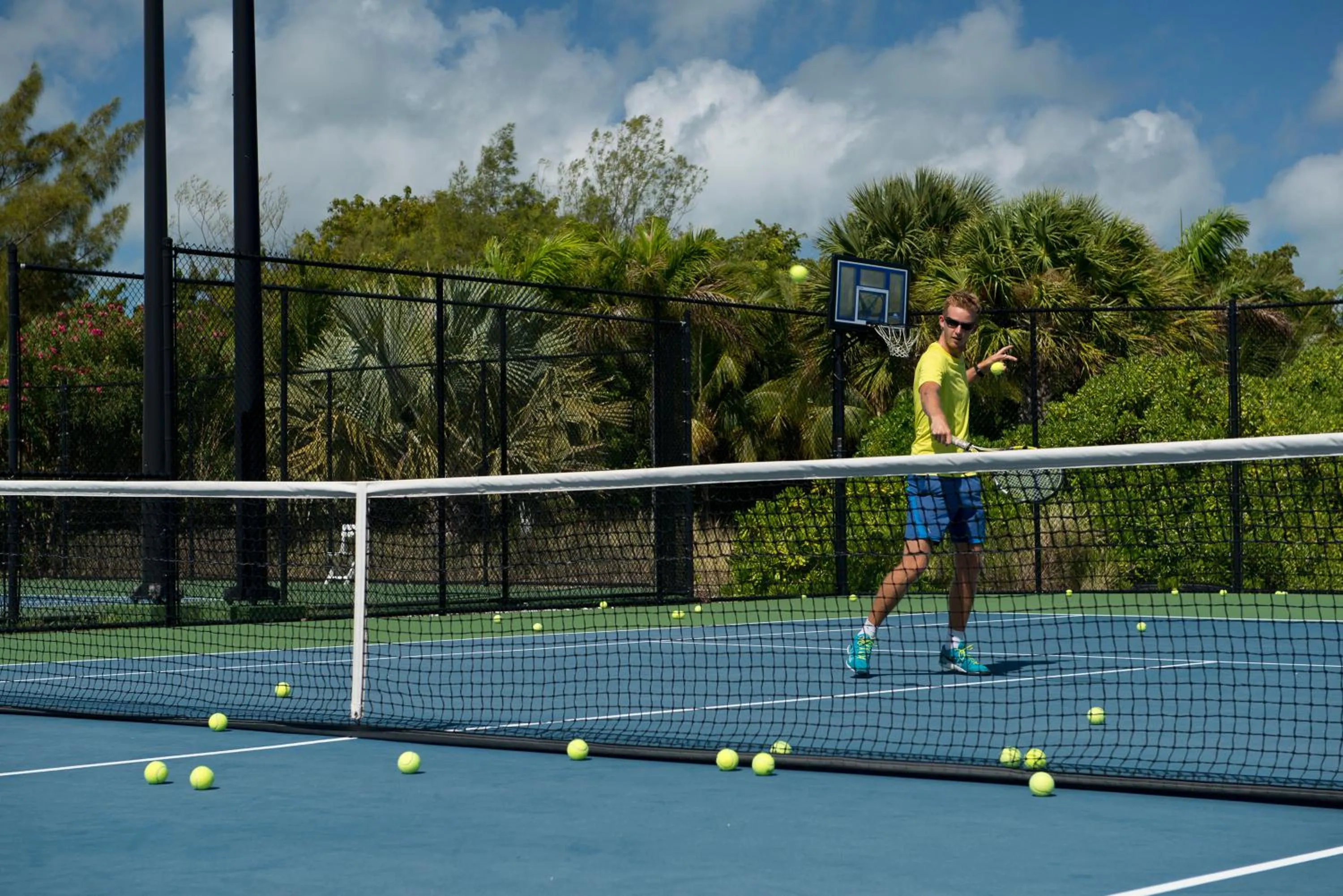 Tennis court in The Venetian on Grace Bay