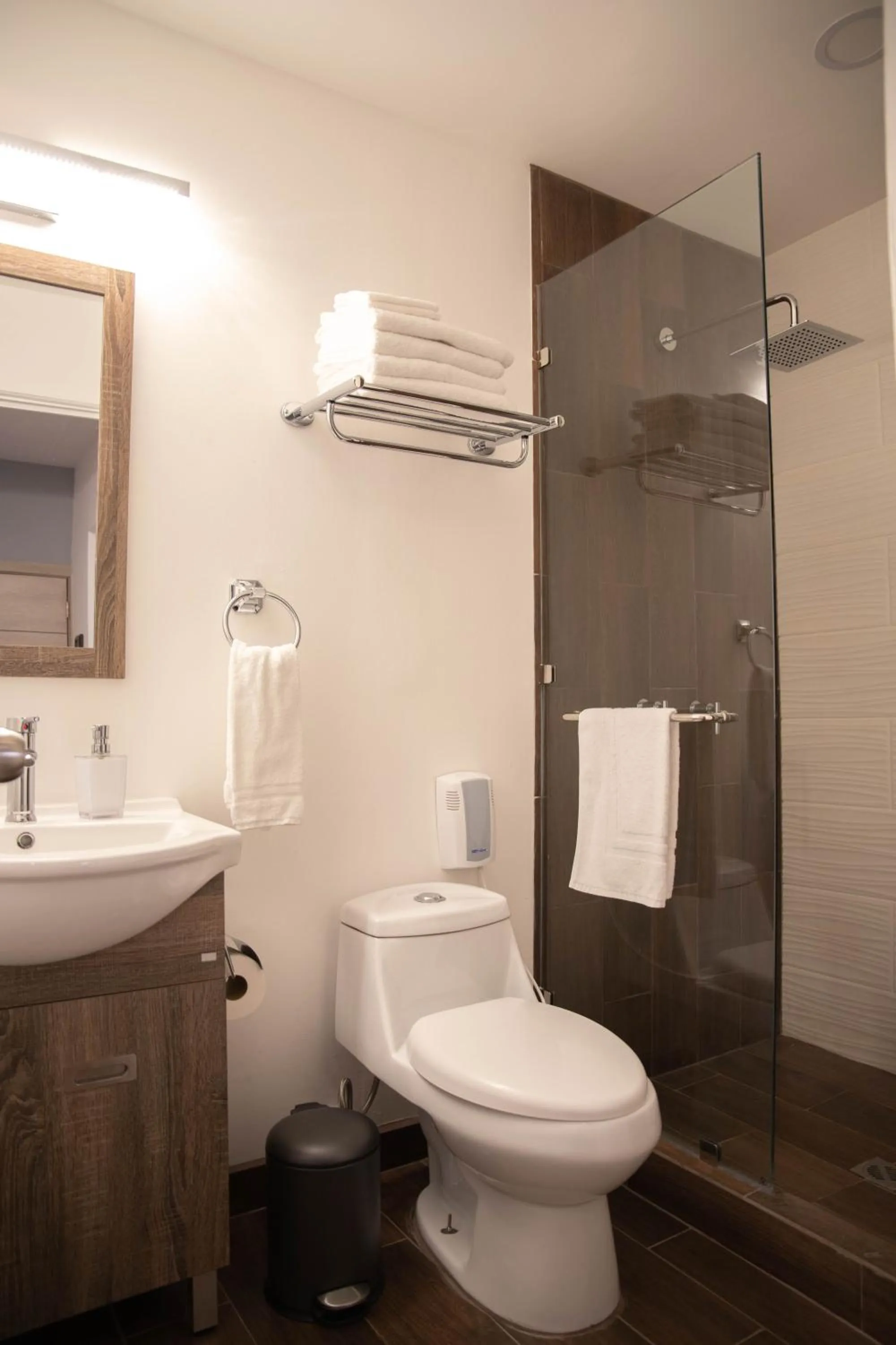 Shower in Casa Bella Boutique Hotel